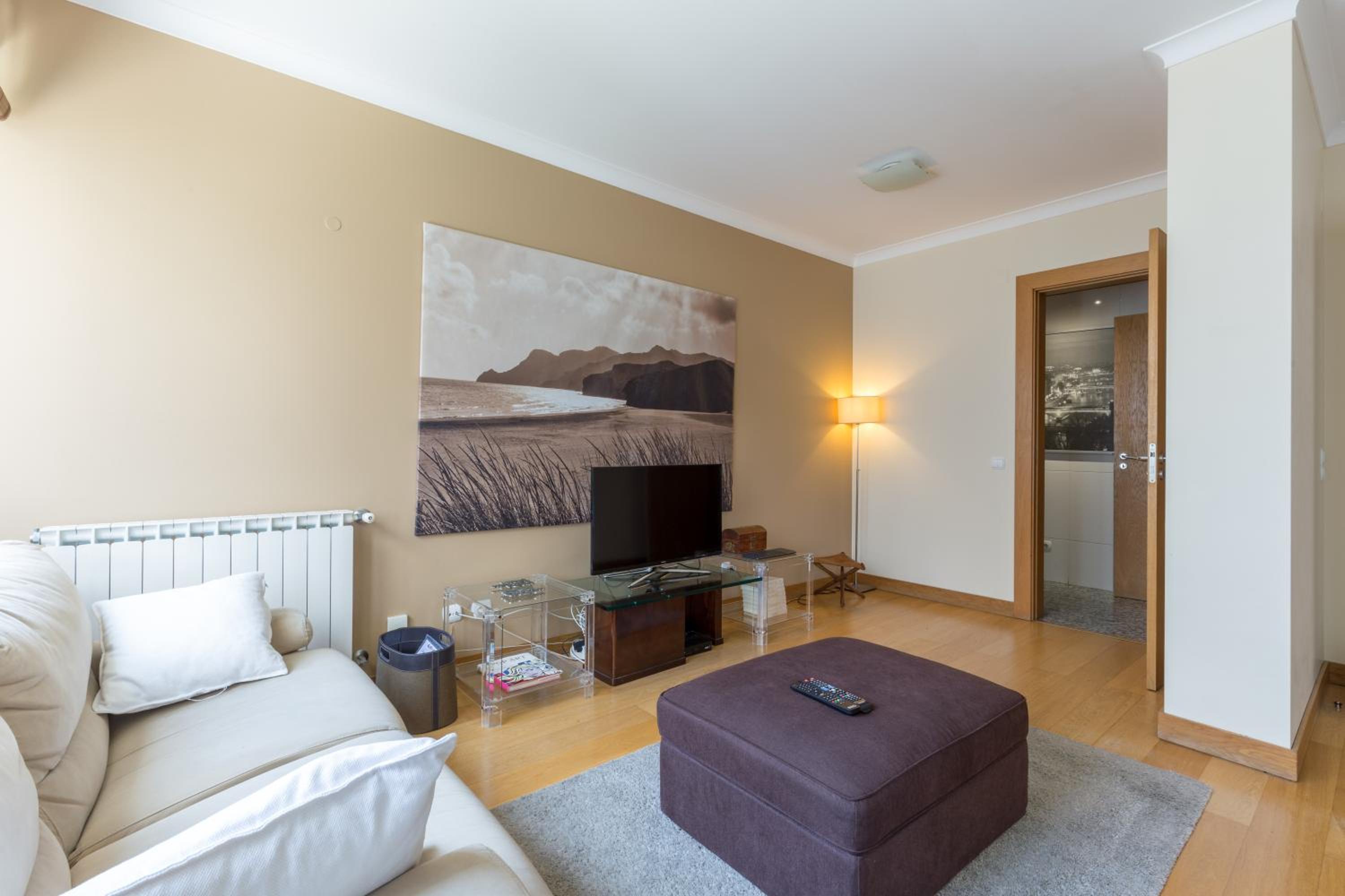 Apartment with Sea View - Photo 15