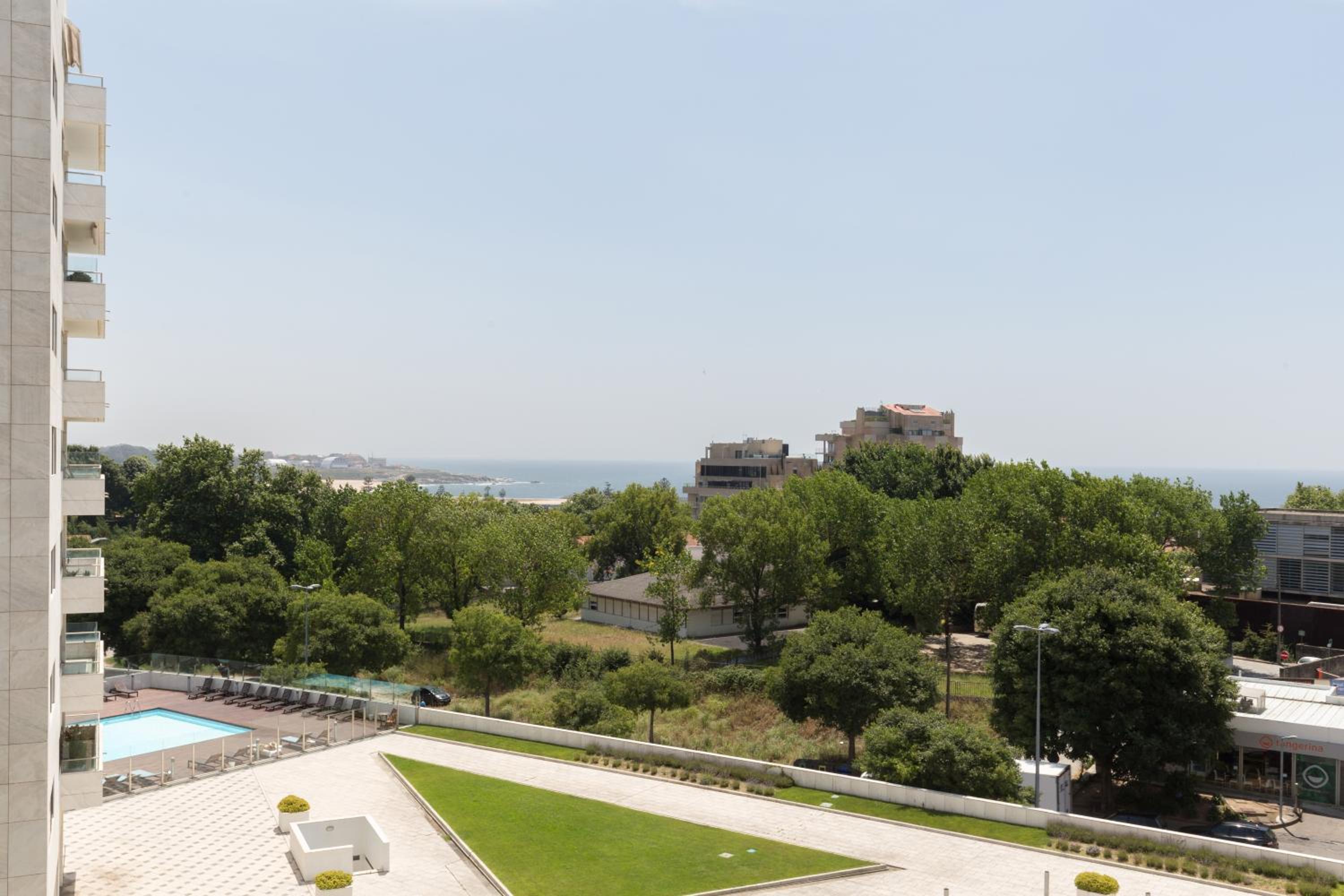 Apartment with Sea View - Photo 46