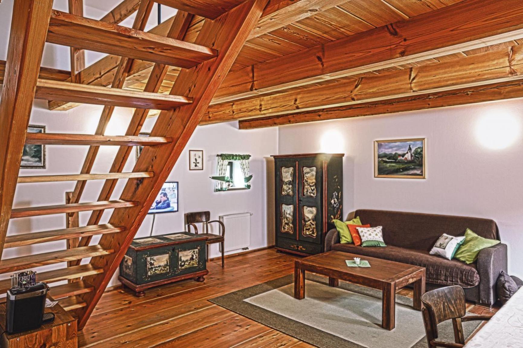 Maisonette photo 1