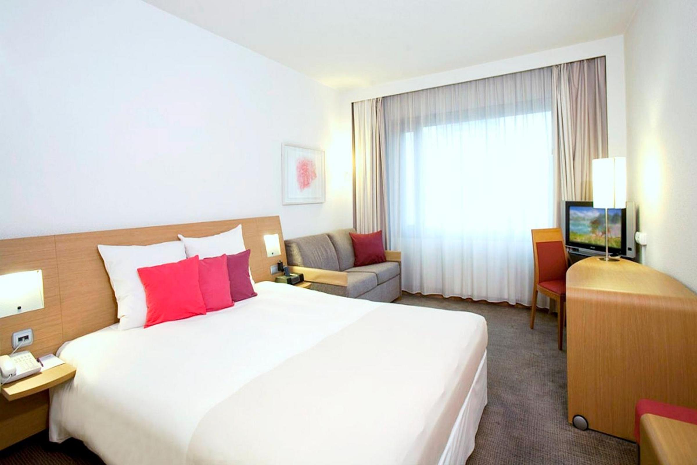 Classic Double Room with Sofa Bed - Photo 2