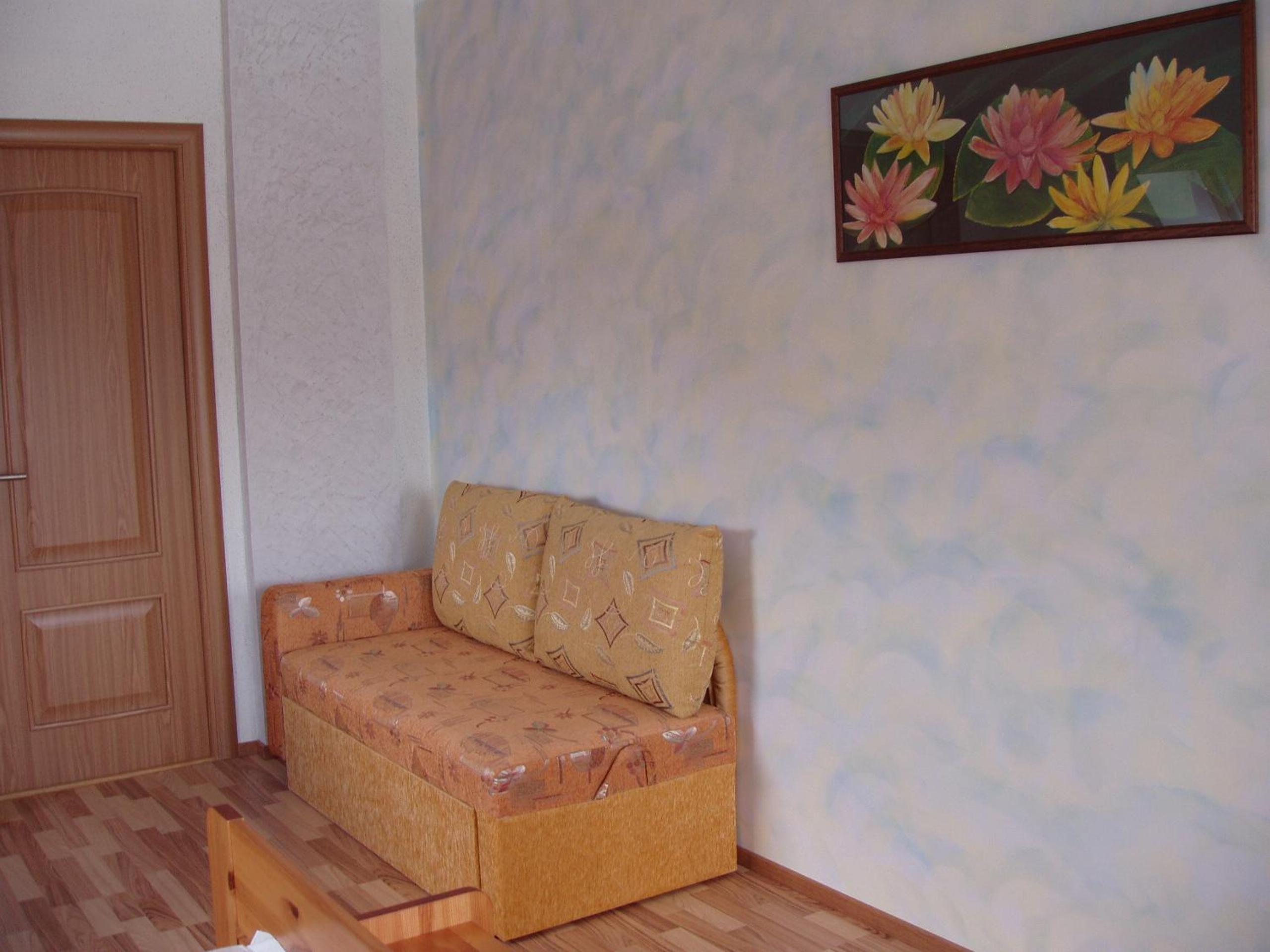 Twin Room with Balcony - Photo 6