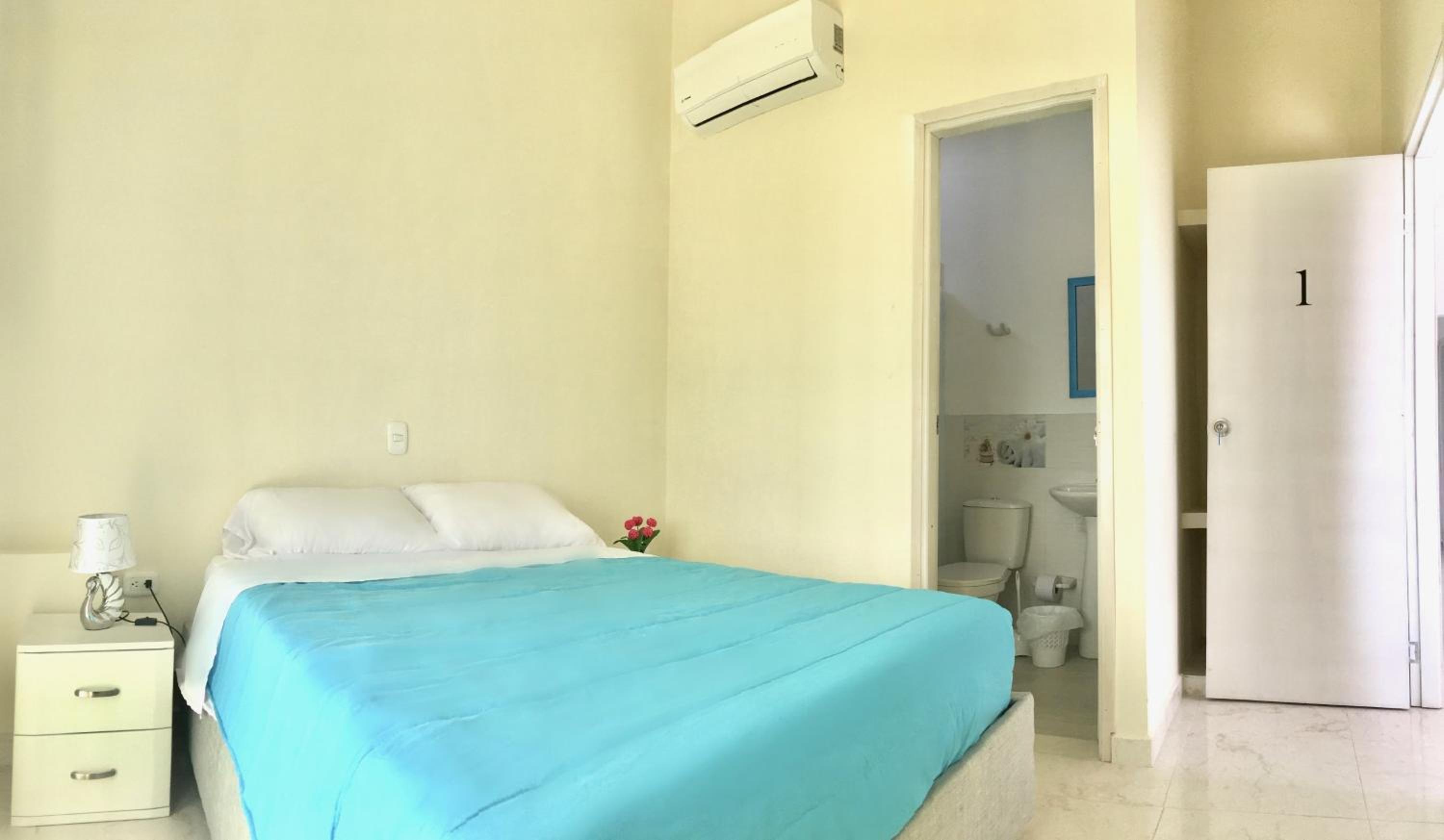 Queen Room With Sea View photo 3