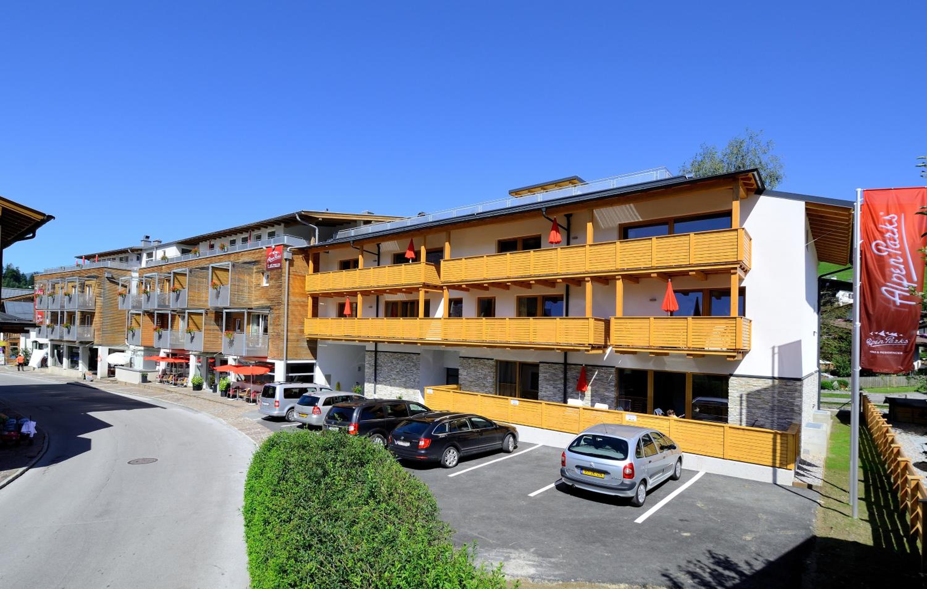 Two-Bedroom Apartment with Mountain View photo 3