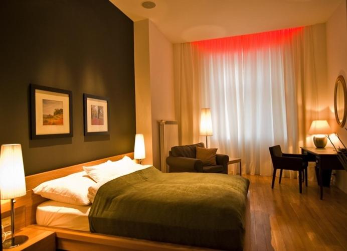 Double Room - Photo 4