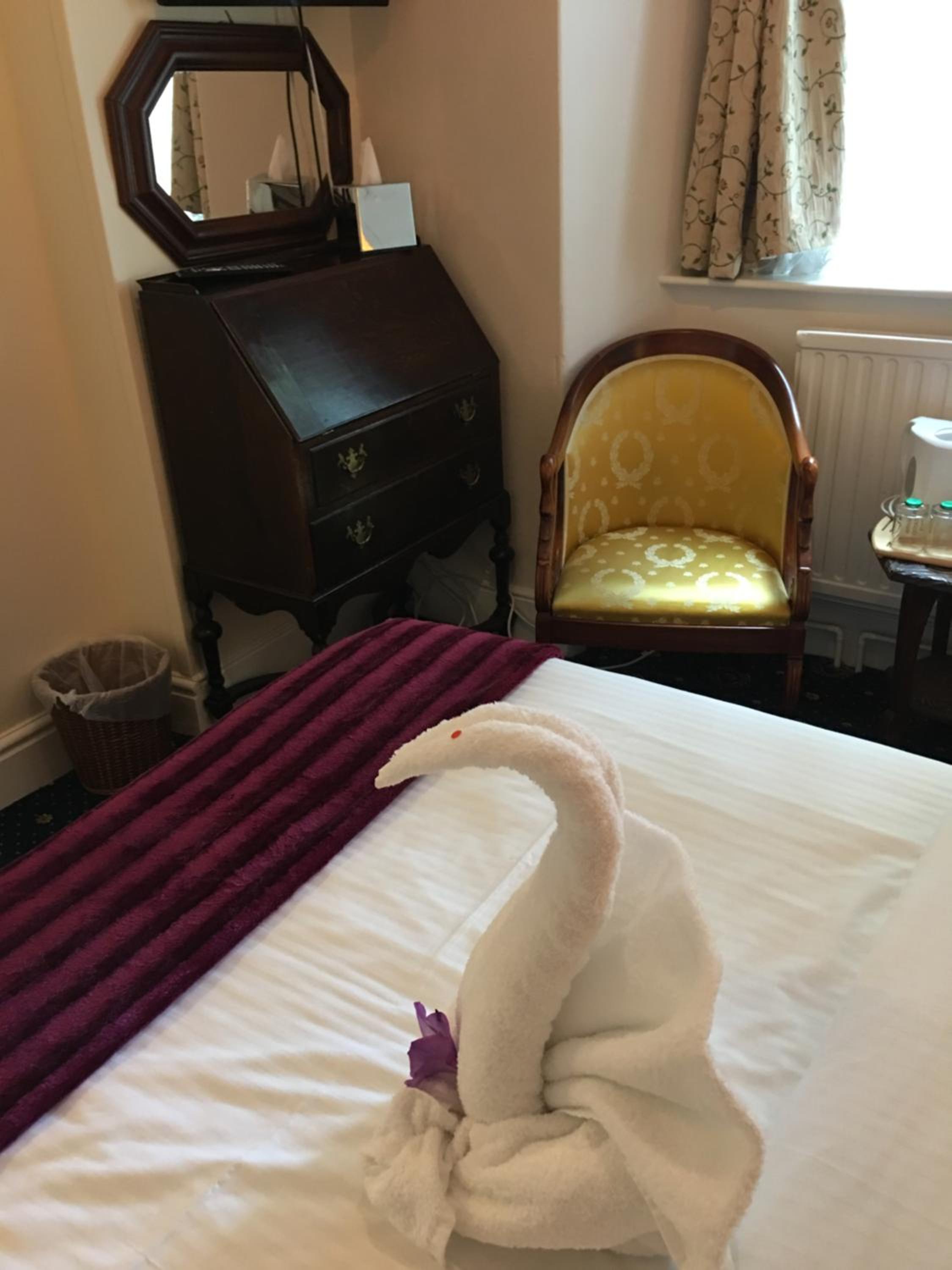 Small Double Room - Room 6 photo 2
