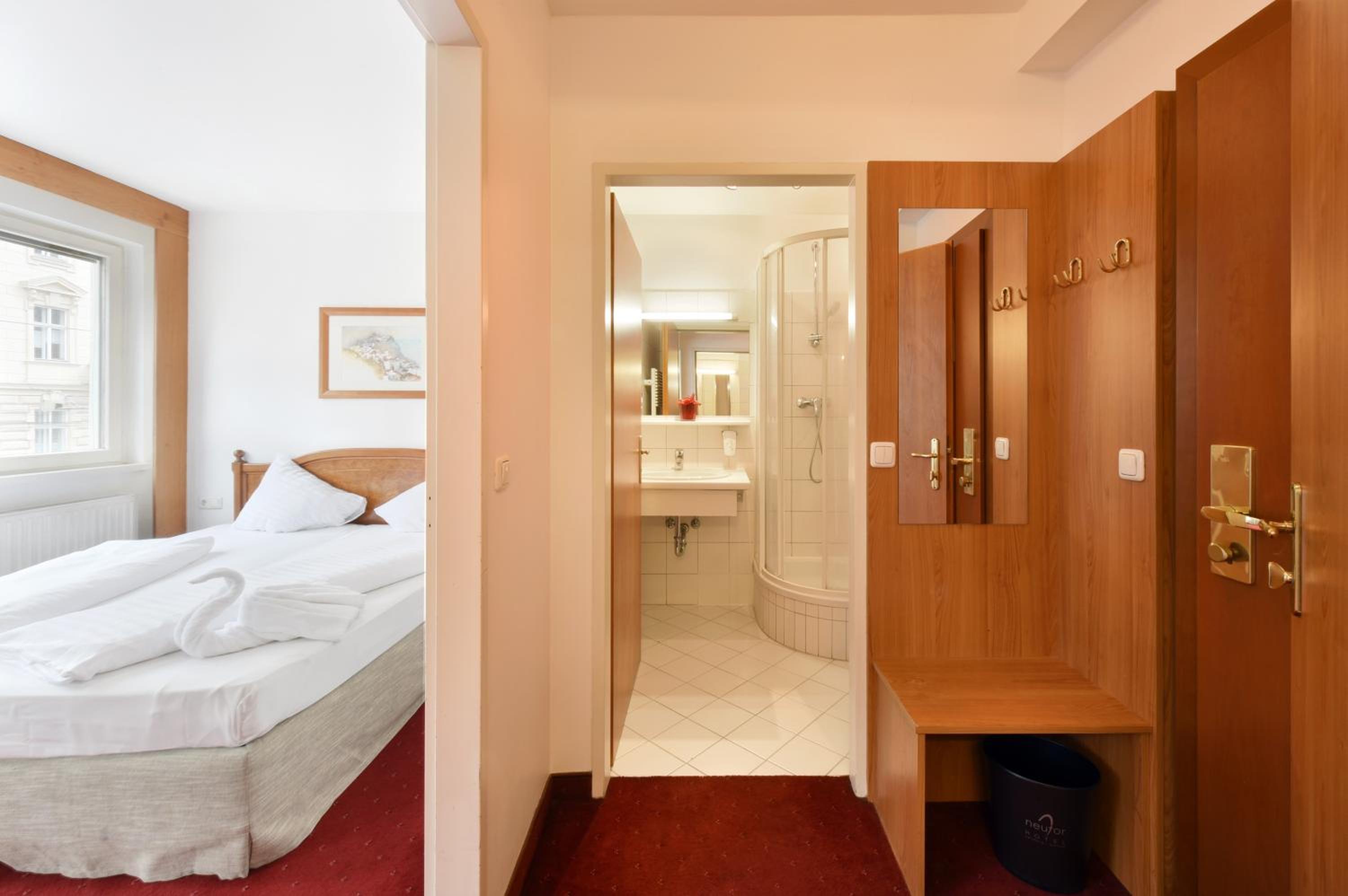 Comfort Double Room - Photo 7