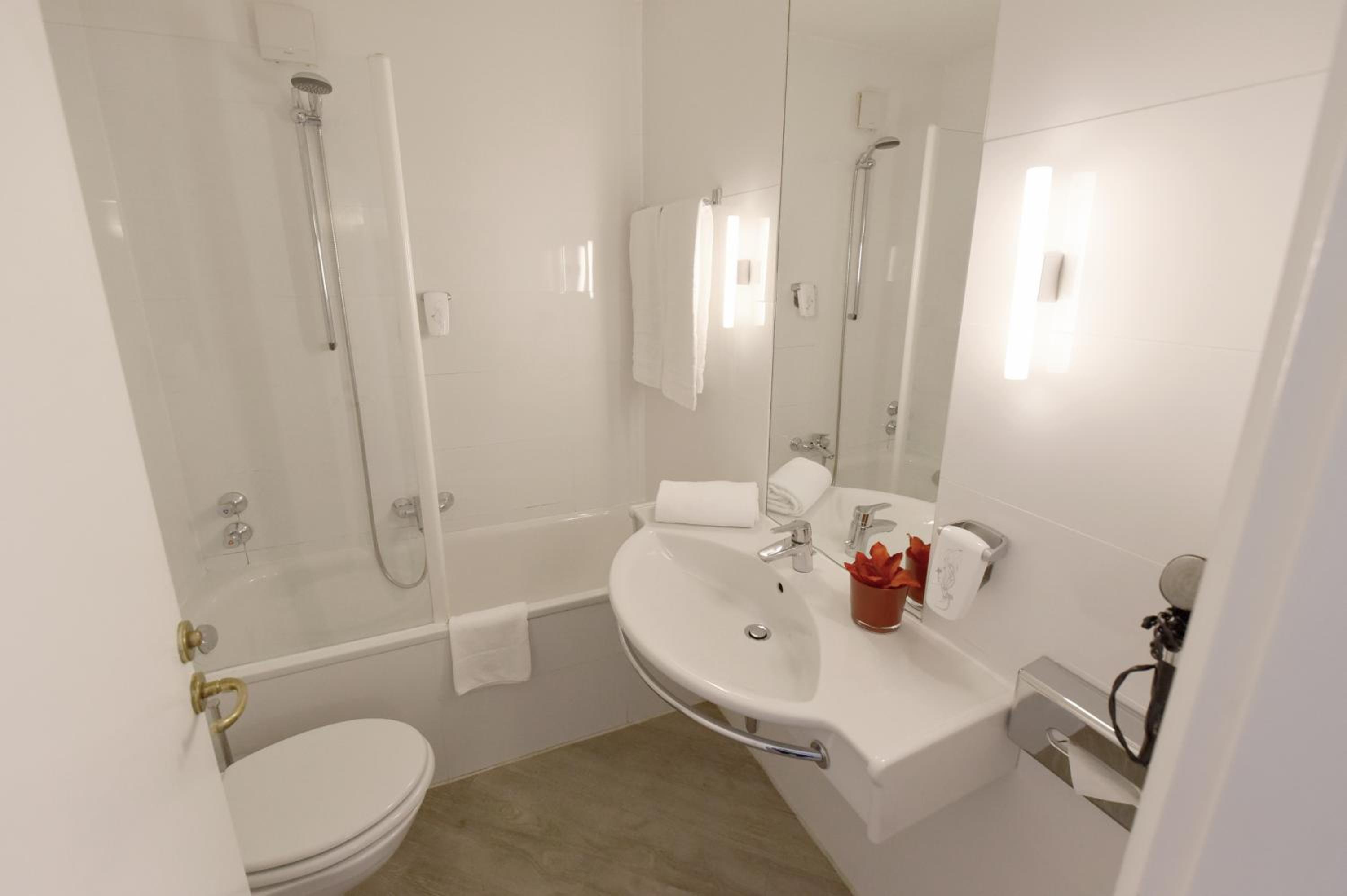 Superior Double Room - Photo 2