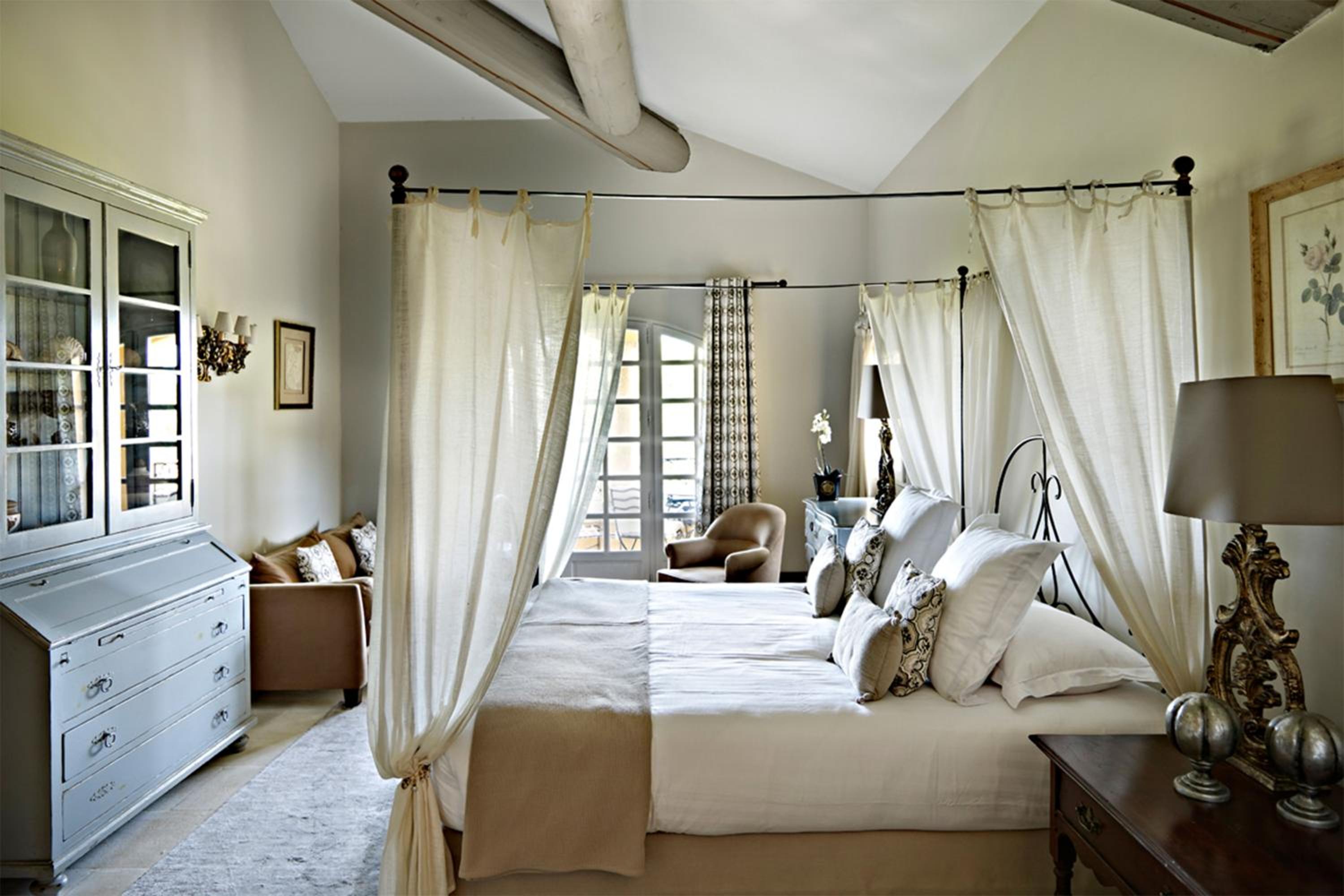 Prestige Room - Photo 3