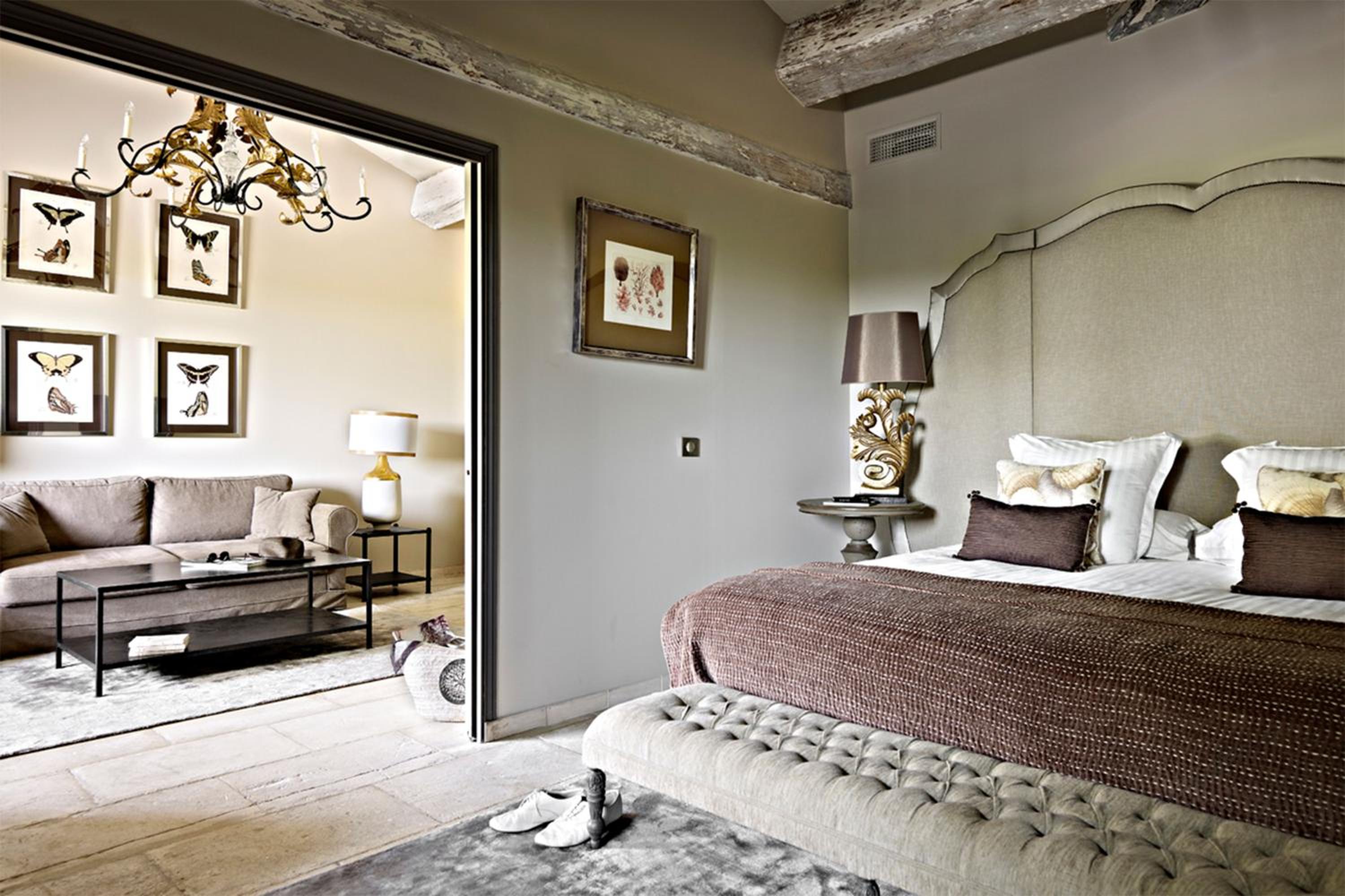Suite - Photo 5