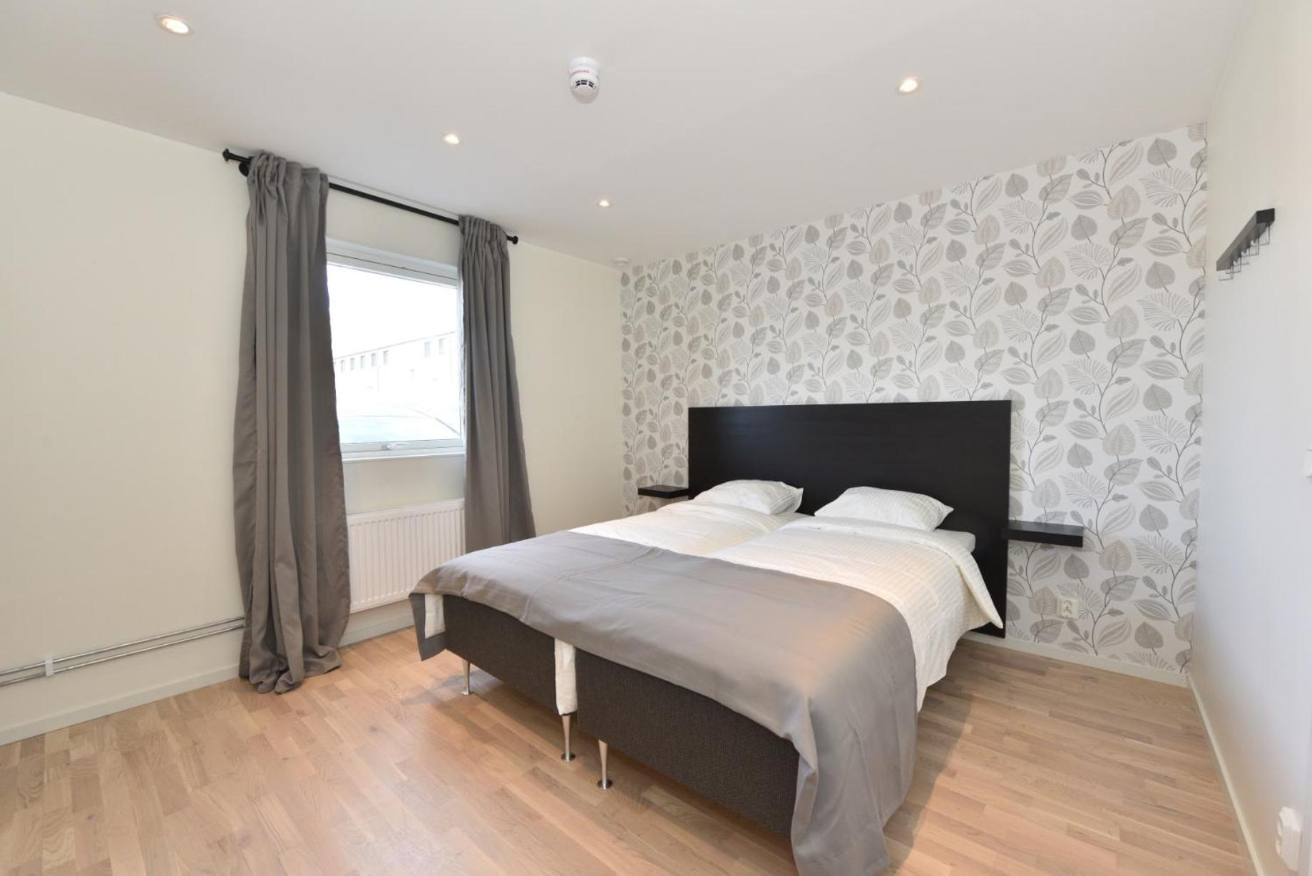 Double Room with Shared Bathroom photo 1