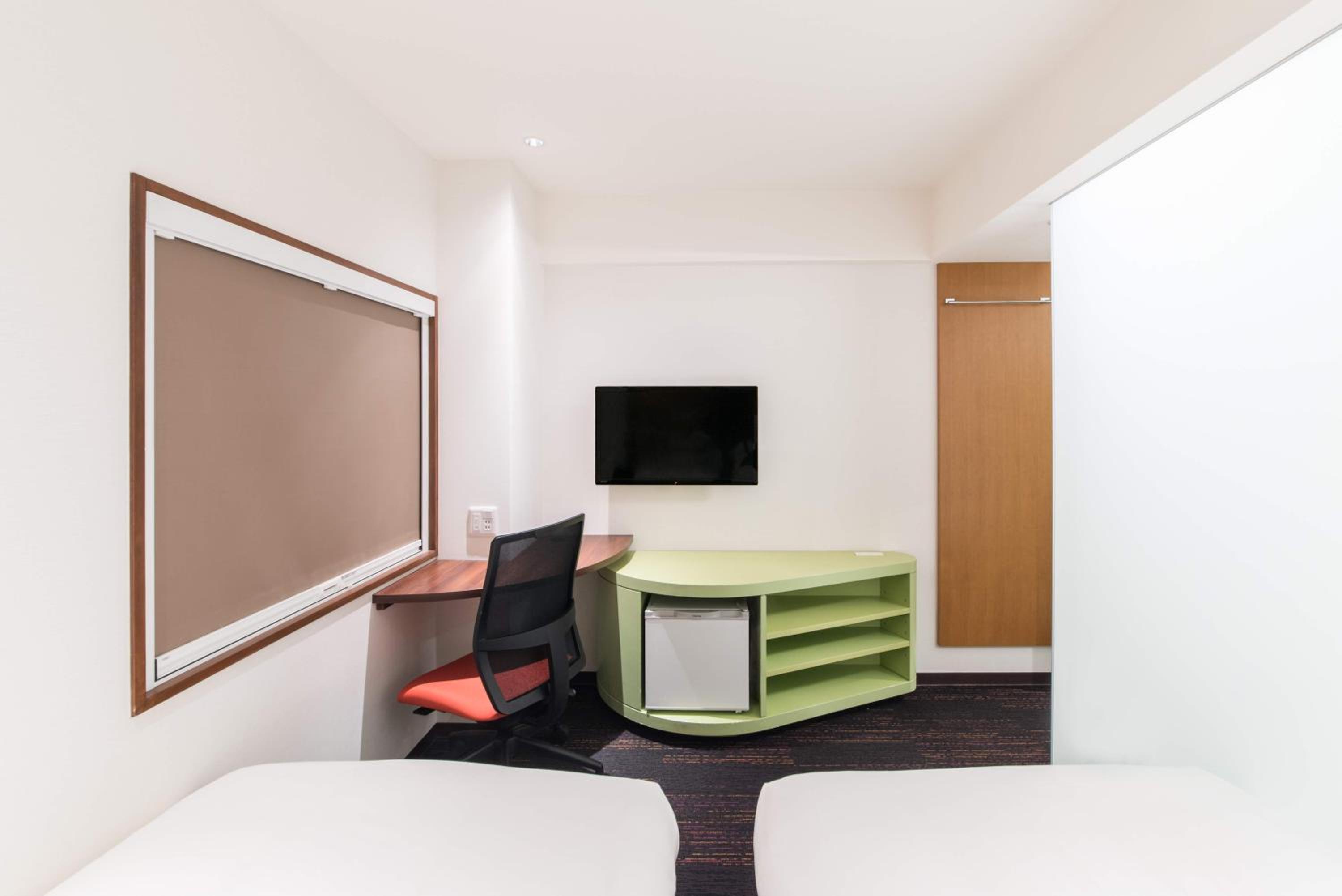 Standard Twin Room - Non-Smoking photo 3