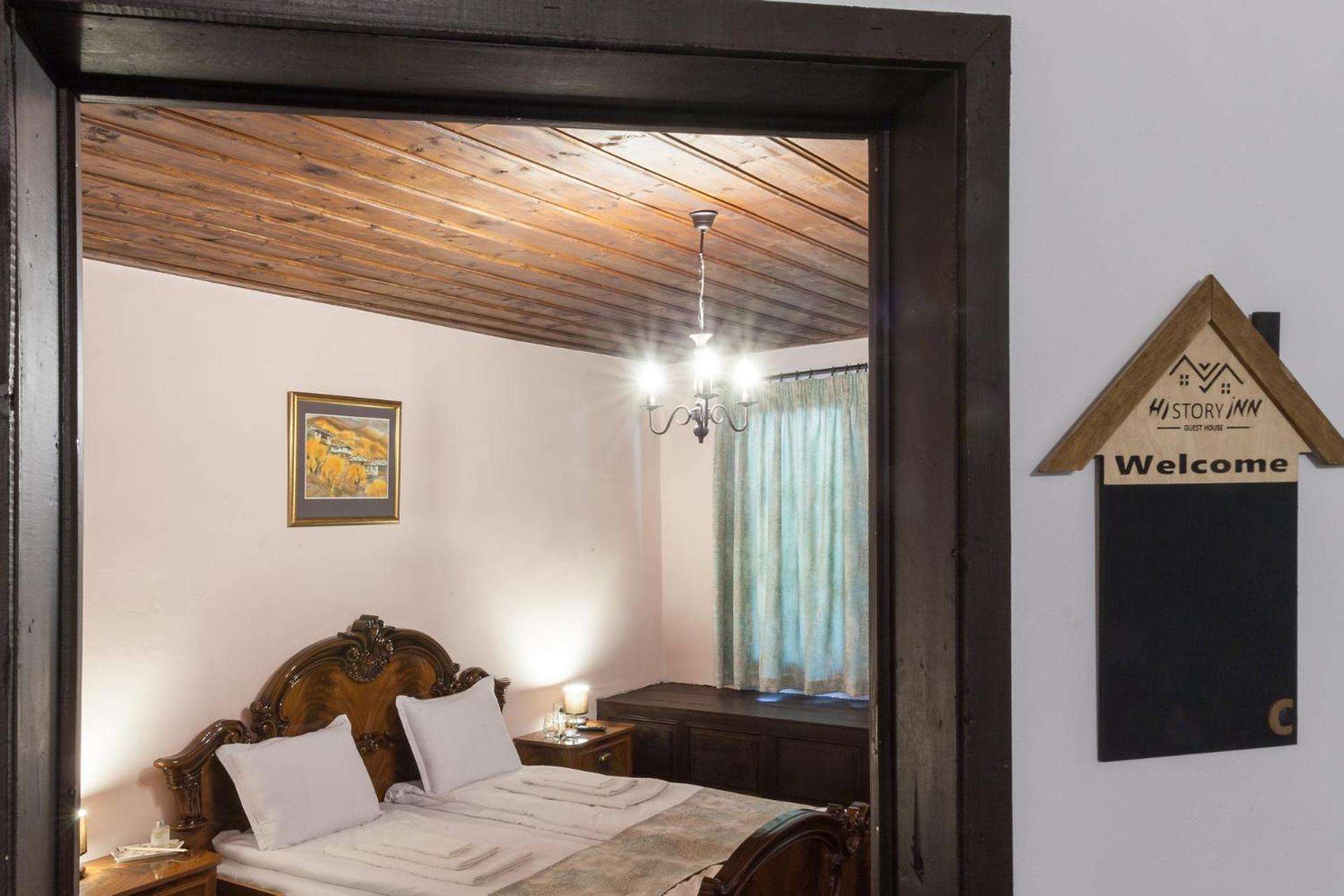 Large Double Room photo 1