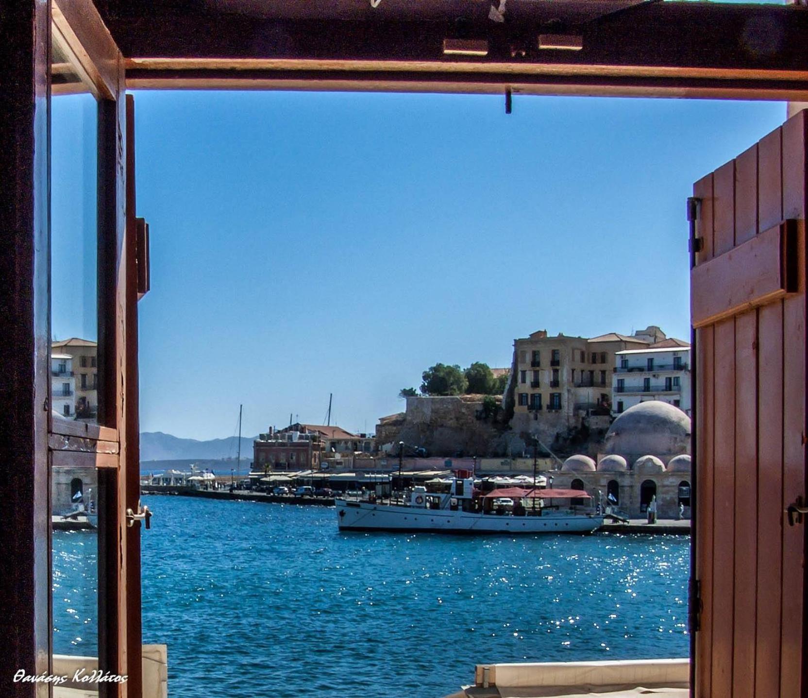 Studio with Balcony and Sea View - Photo 11