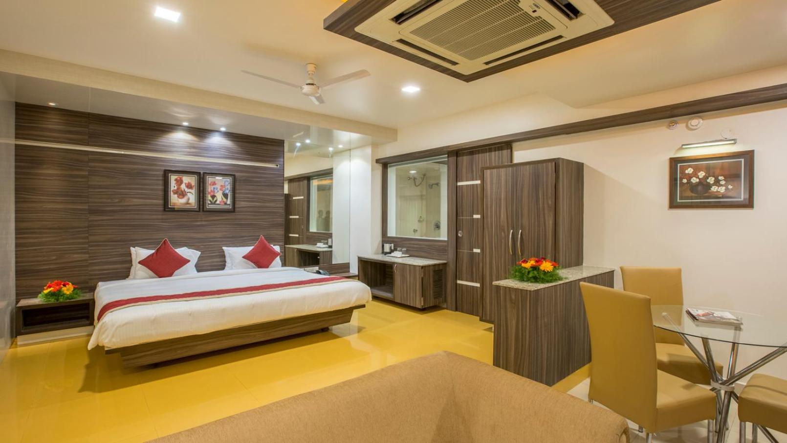 Superior King Room photo 1