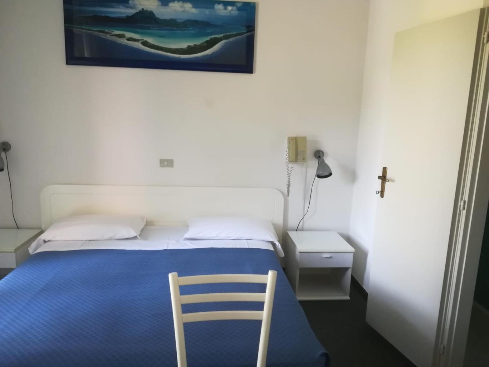 Double Room - Photo 20
