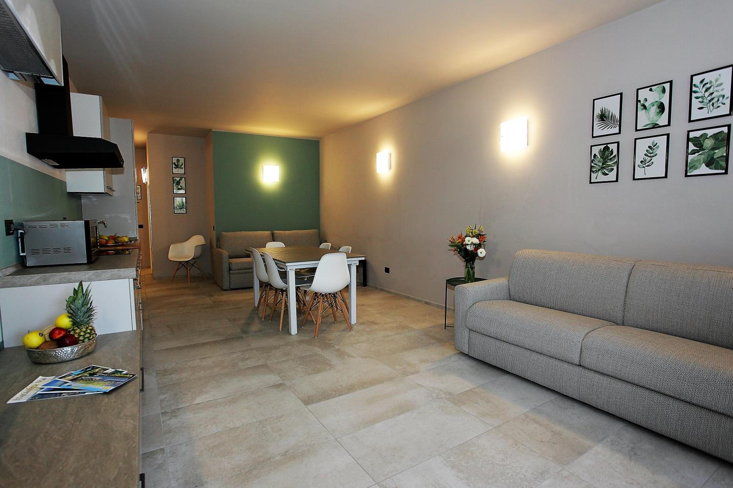 Studio Apartment photo 1