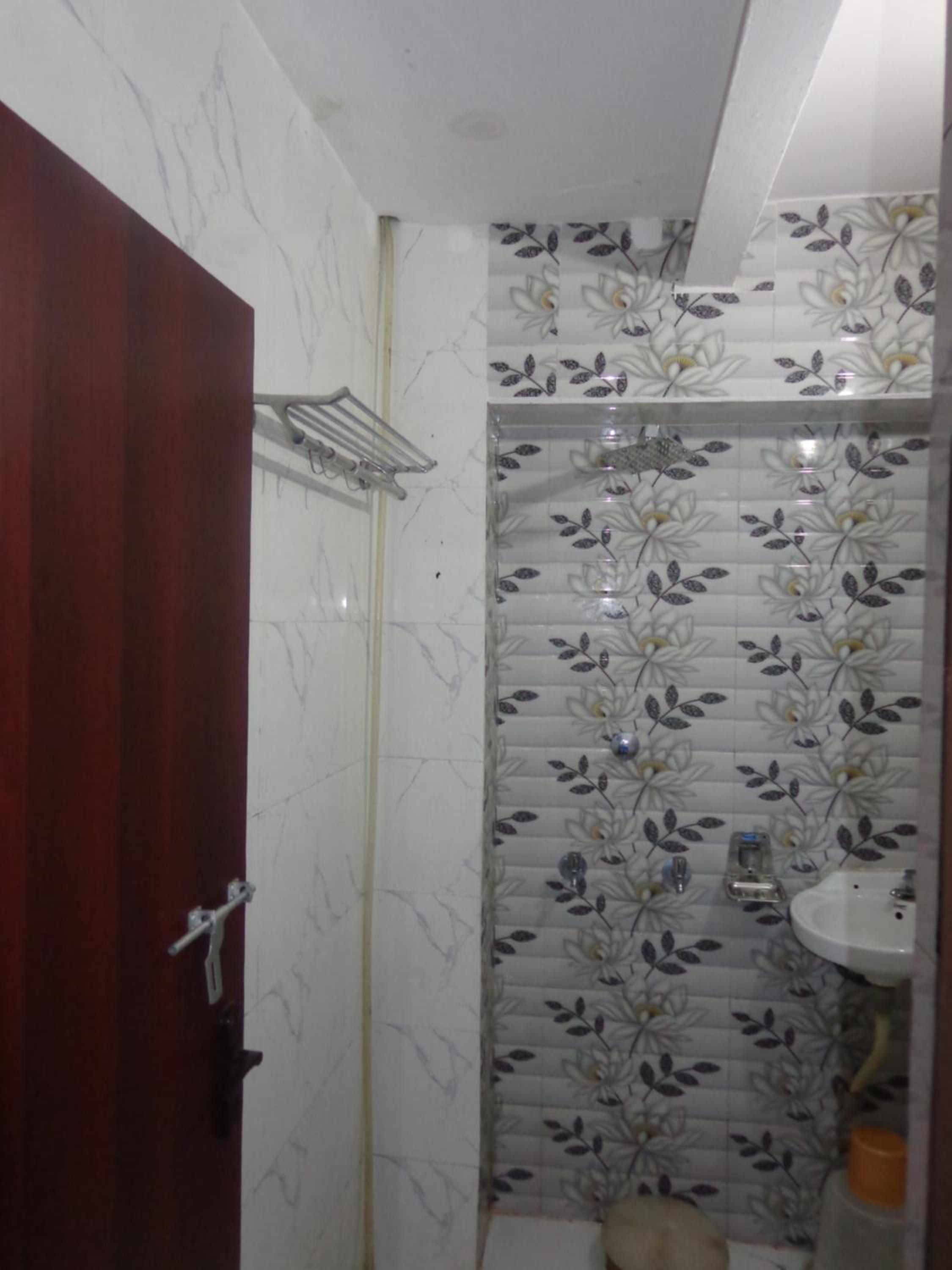 Deluxe Room - Photo 11