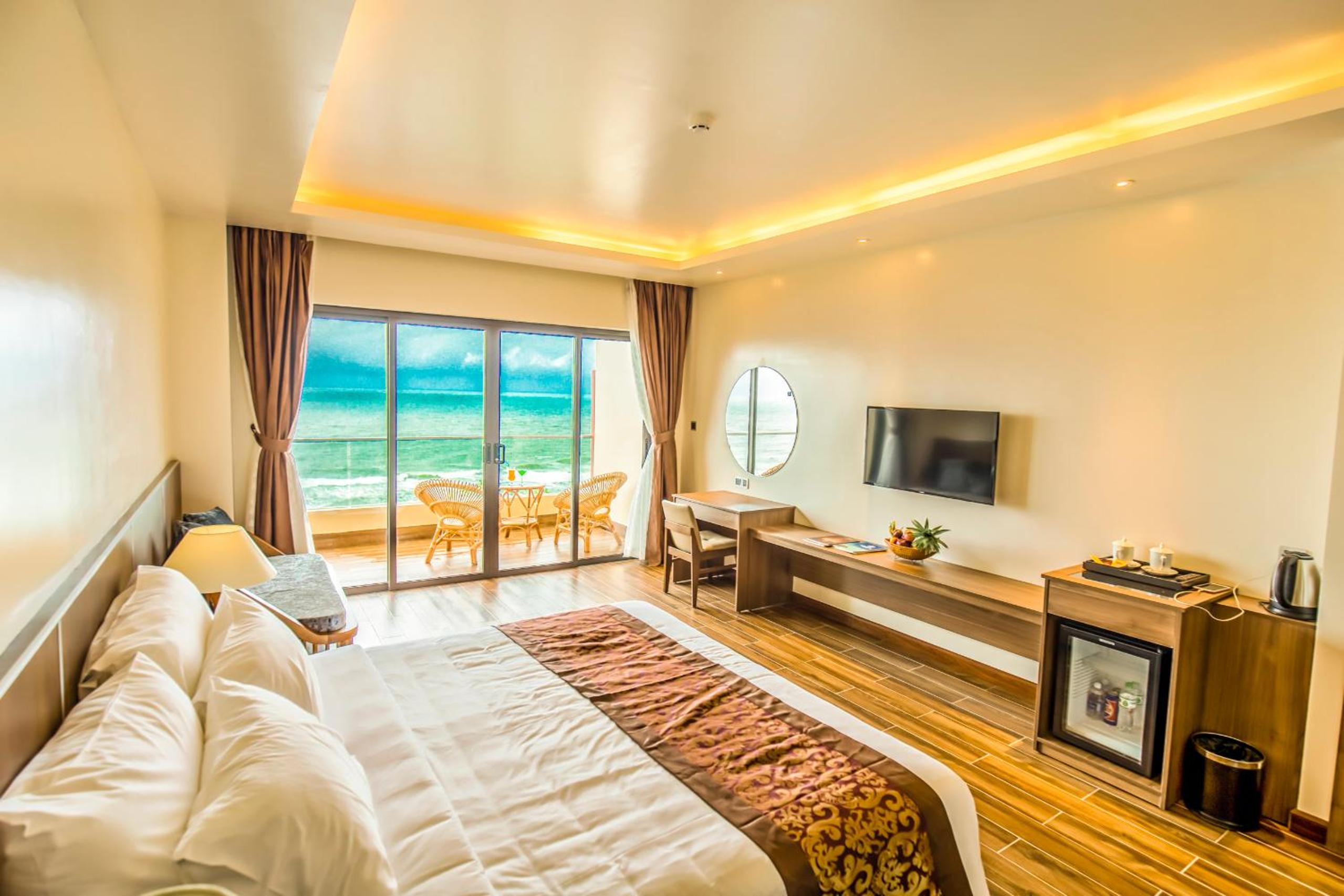 Deluxe Double Room with Sea View