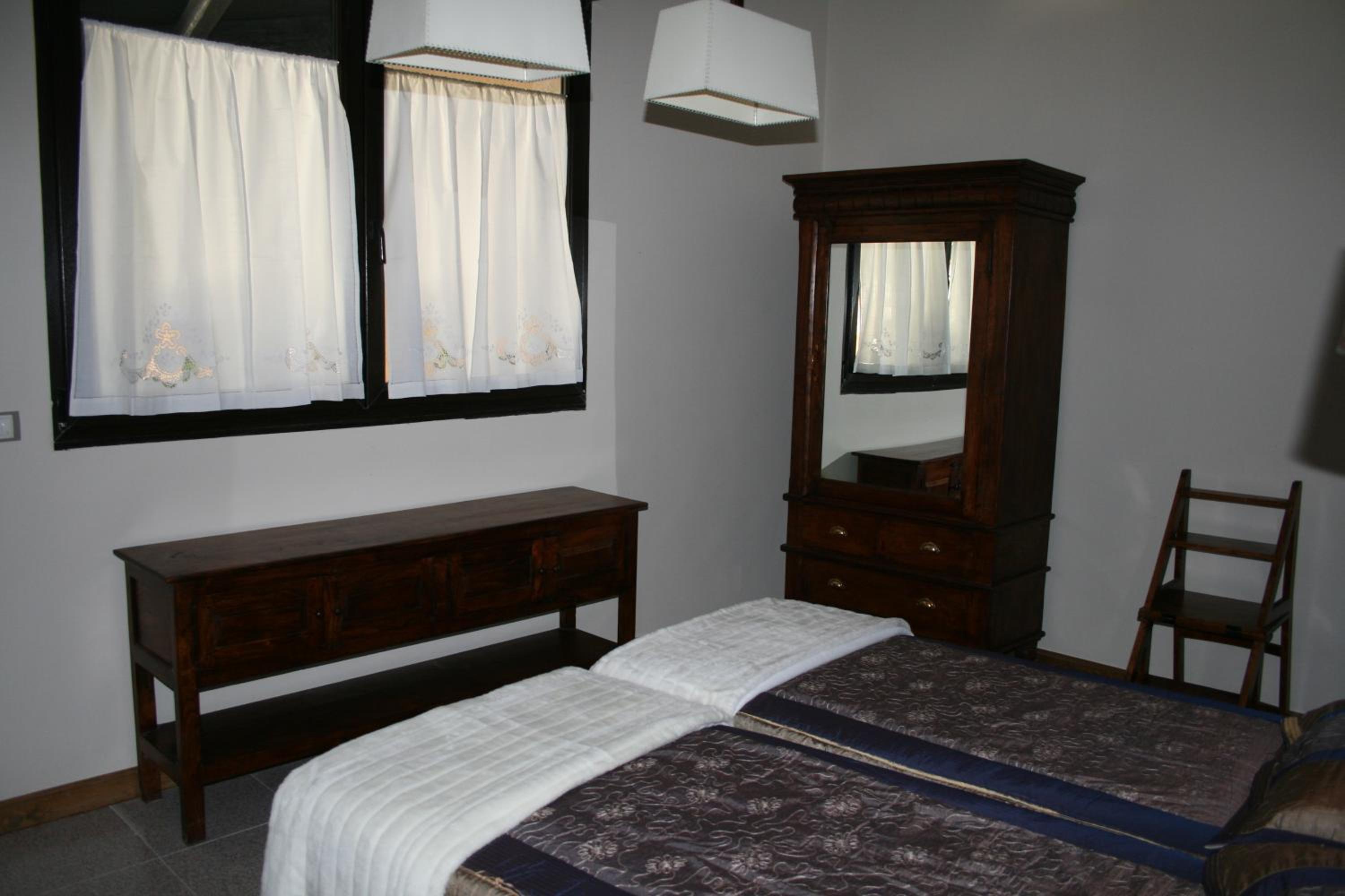 Casa de Dos Habitaciones en Manila (4 Adultos)