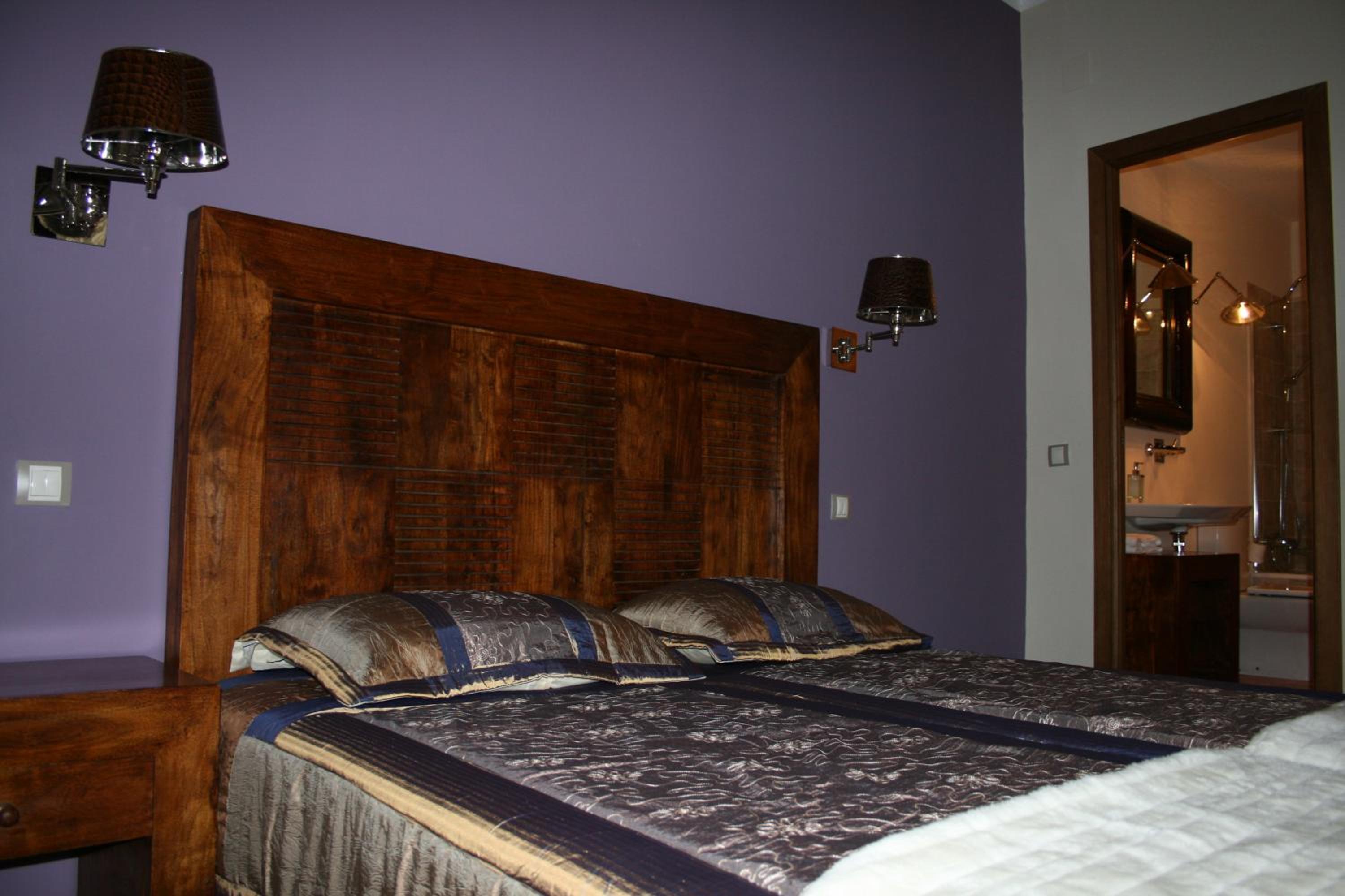 Two-Bedroom House Manila (4 Adults) photo 2