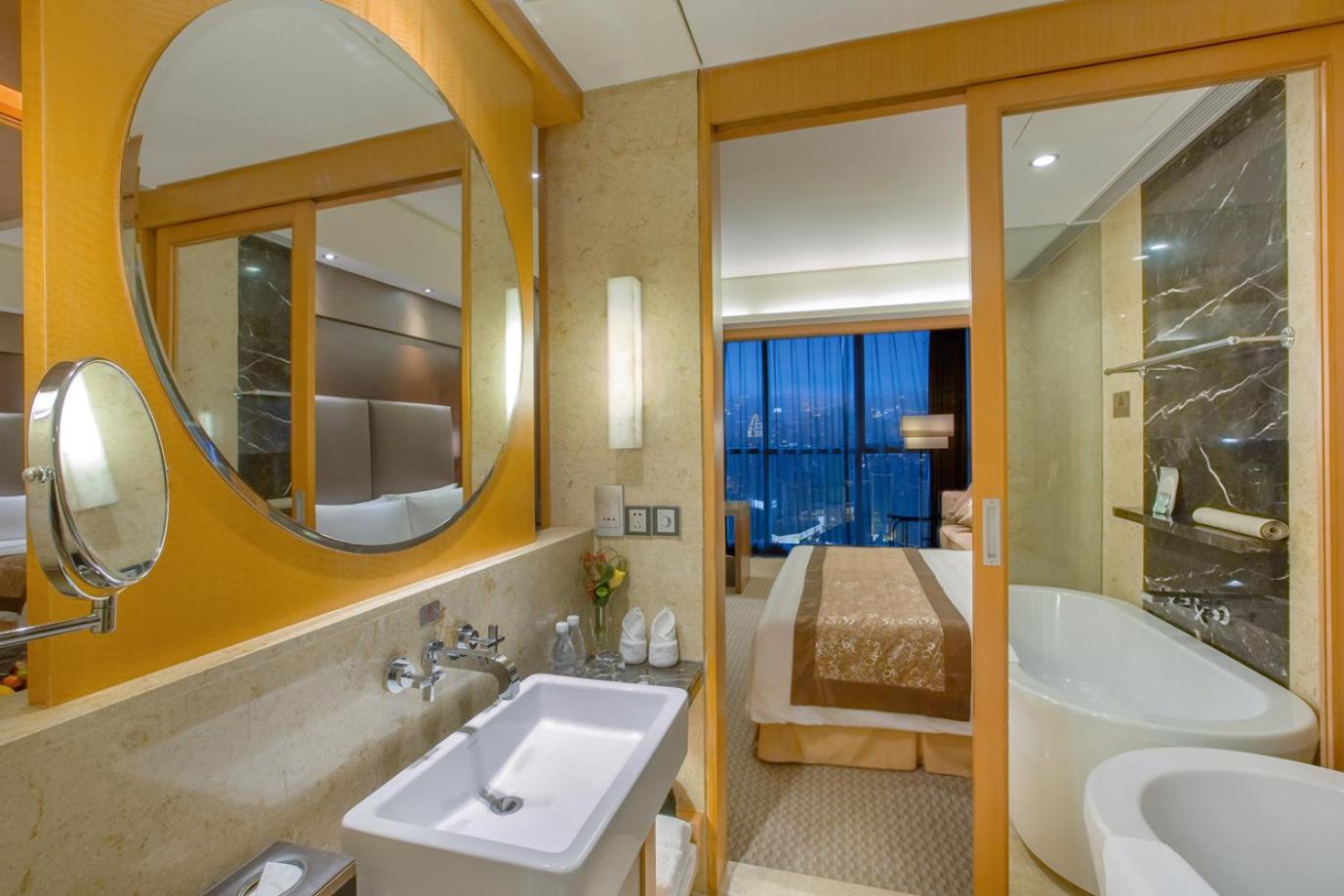Deluxe Twin Room - Photo 3