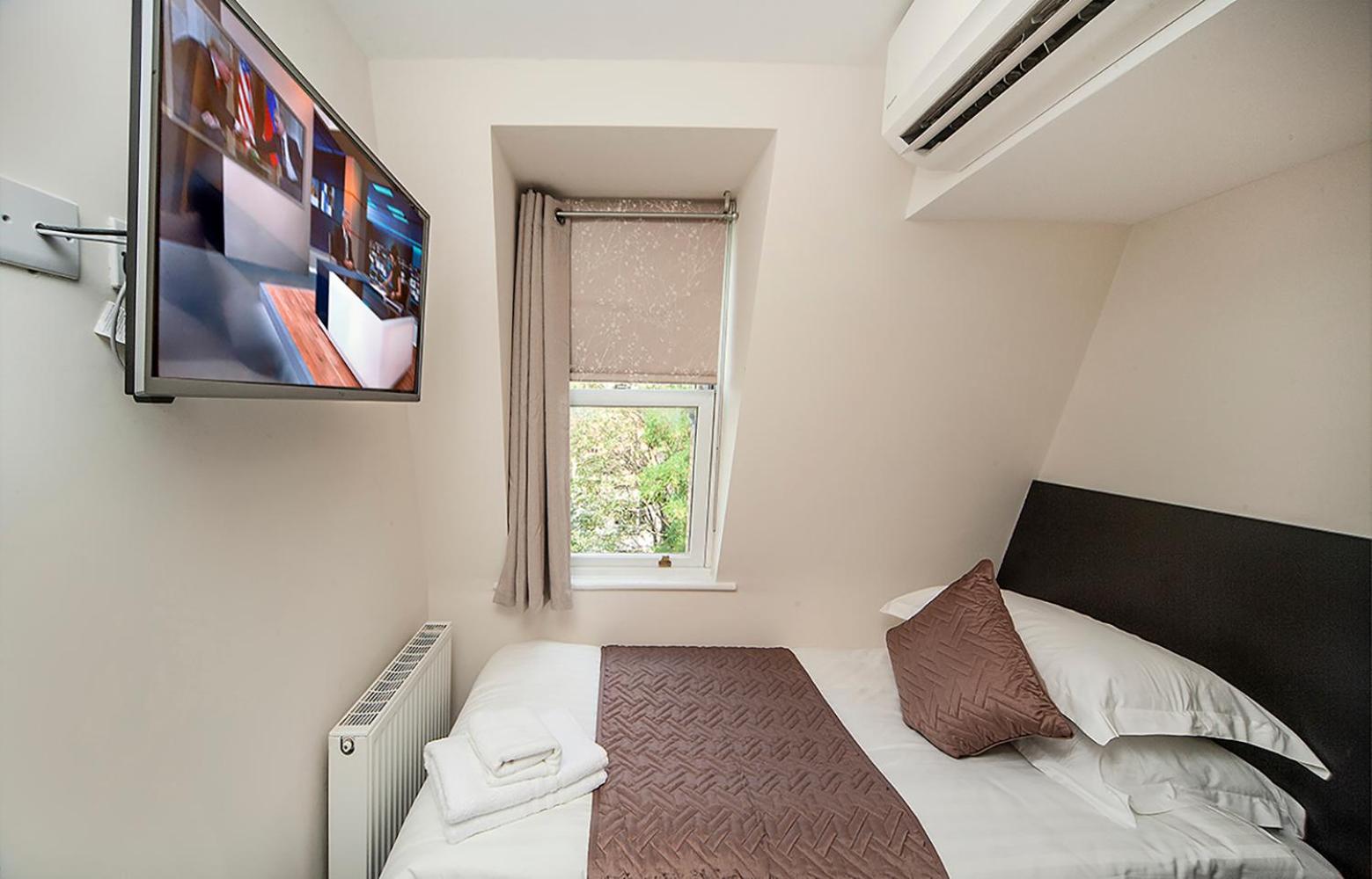 Single Room photo 1