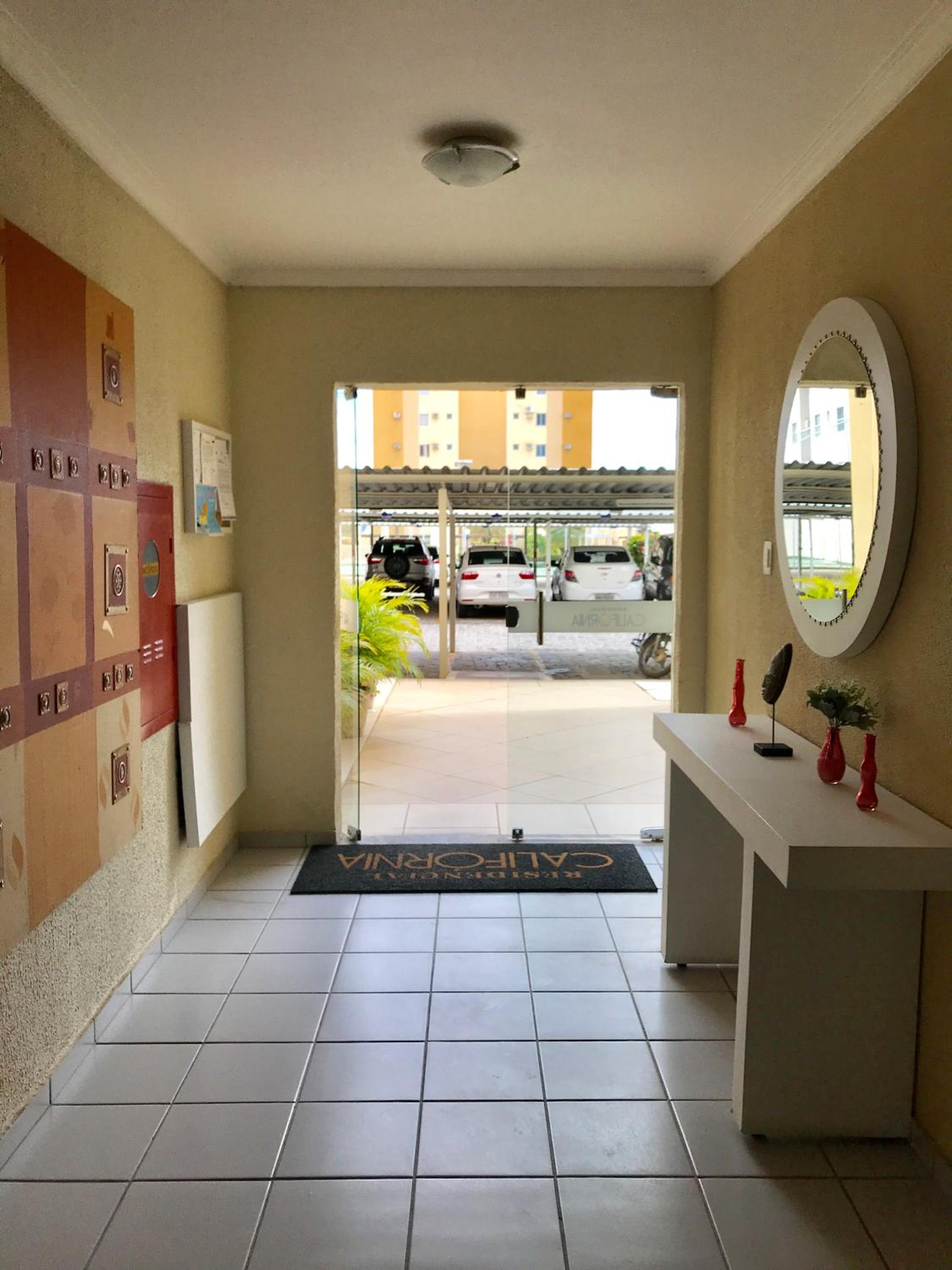 Apartment with Balcony photo 3