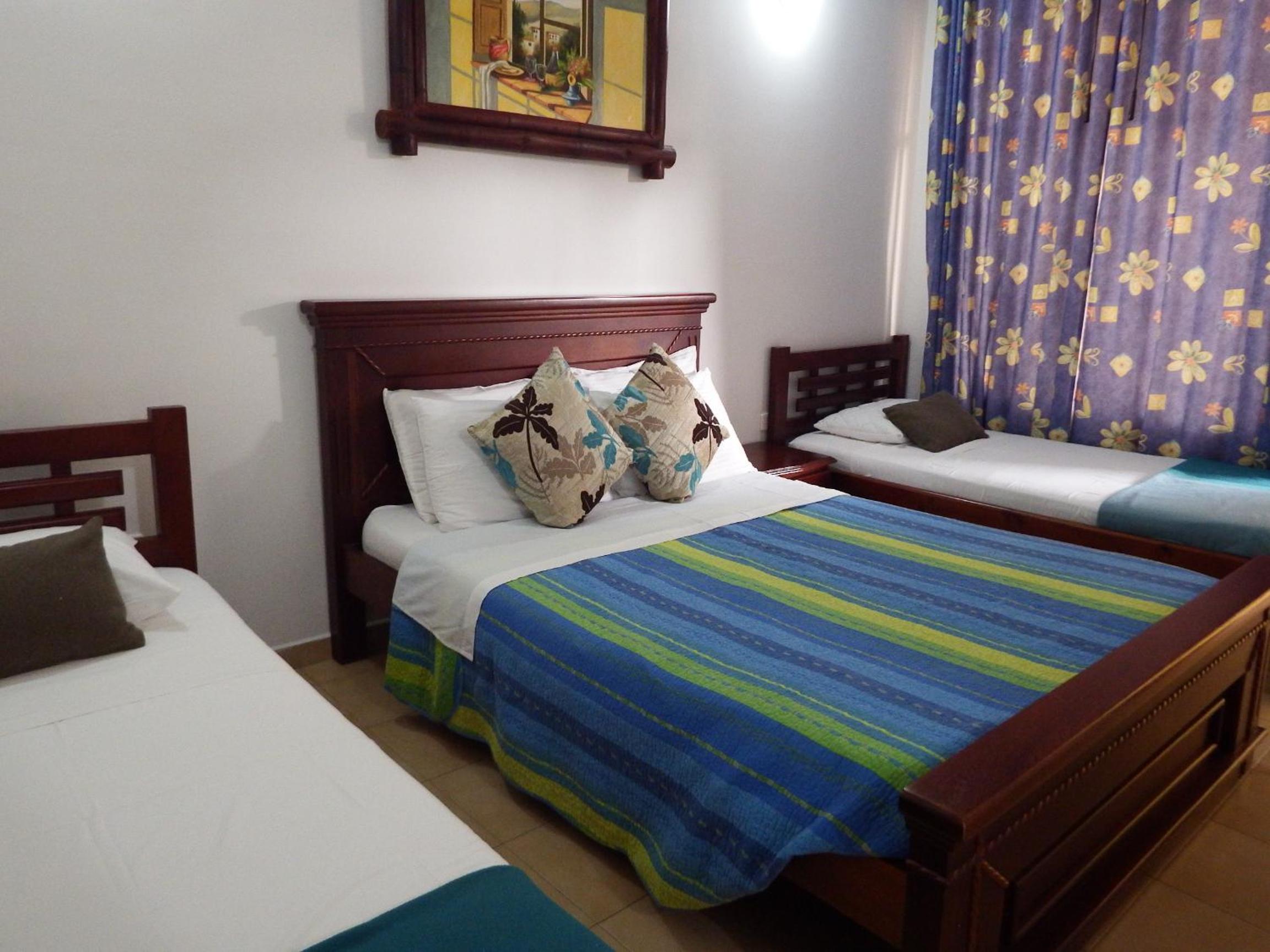 Quadruple Room with Air-Conditioning photo 1