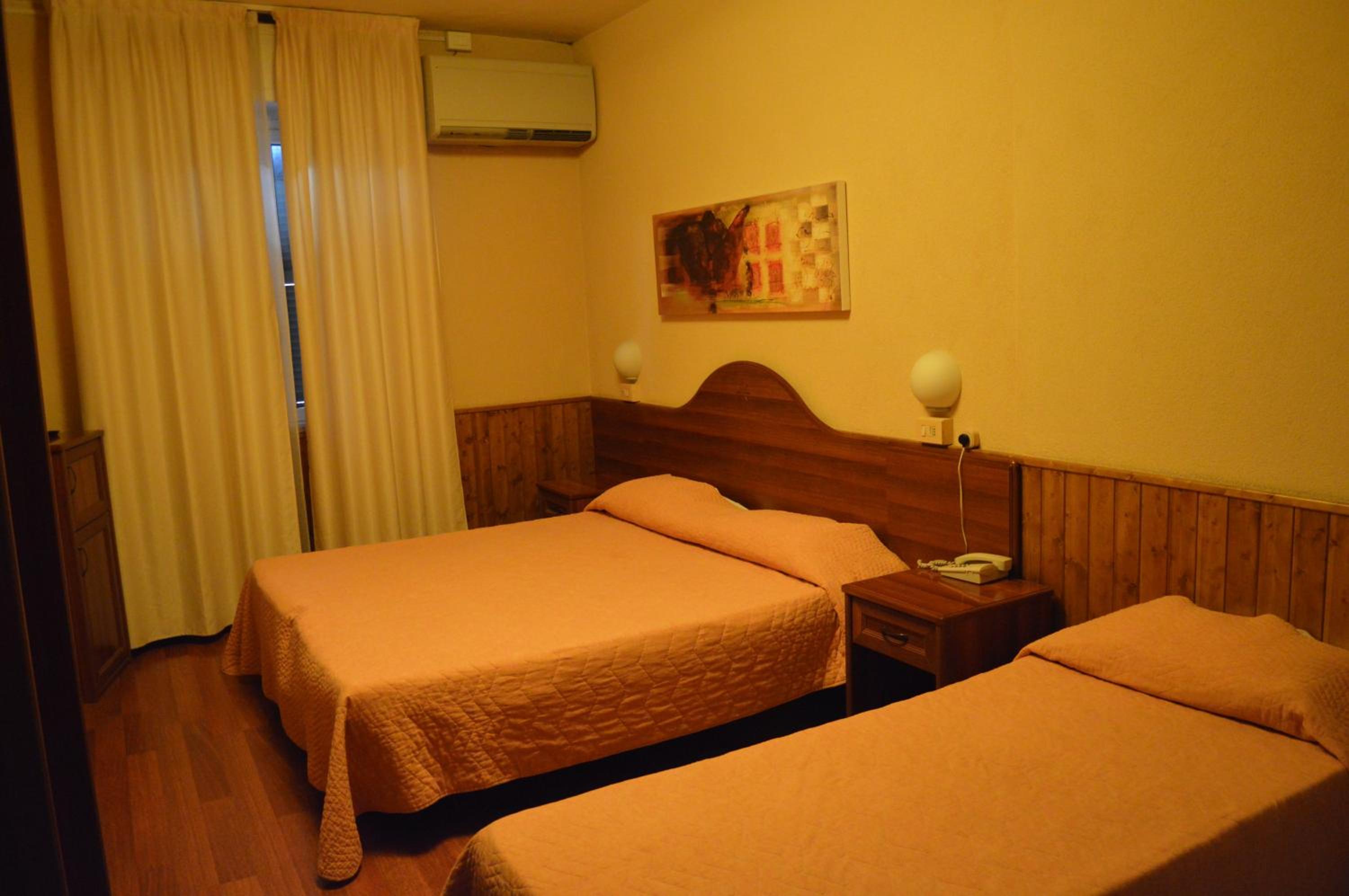 Triple Room - Annex - Photo 3