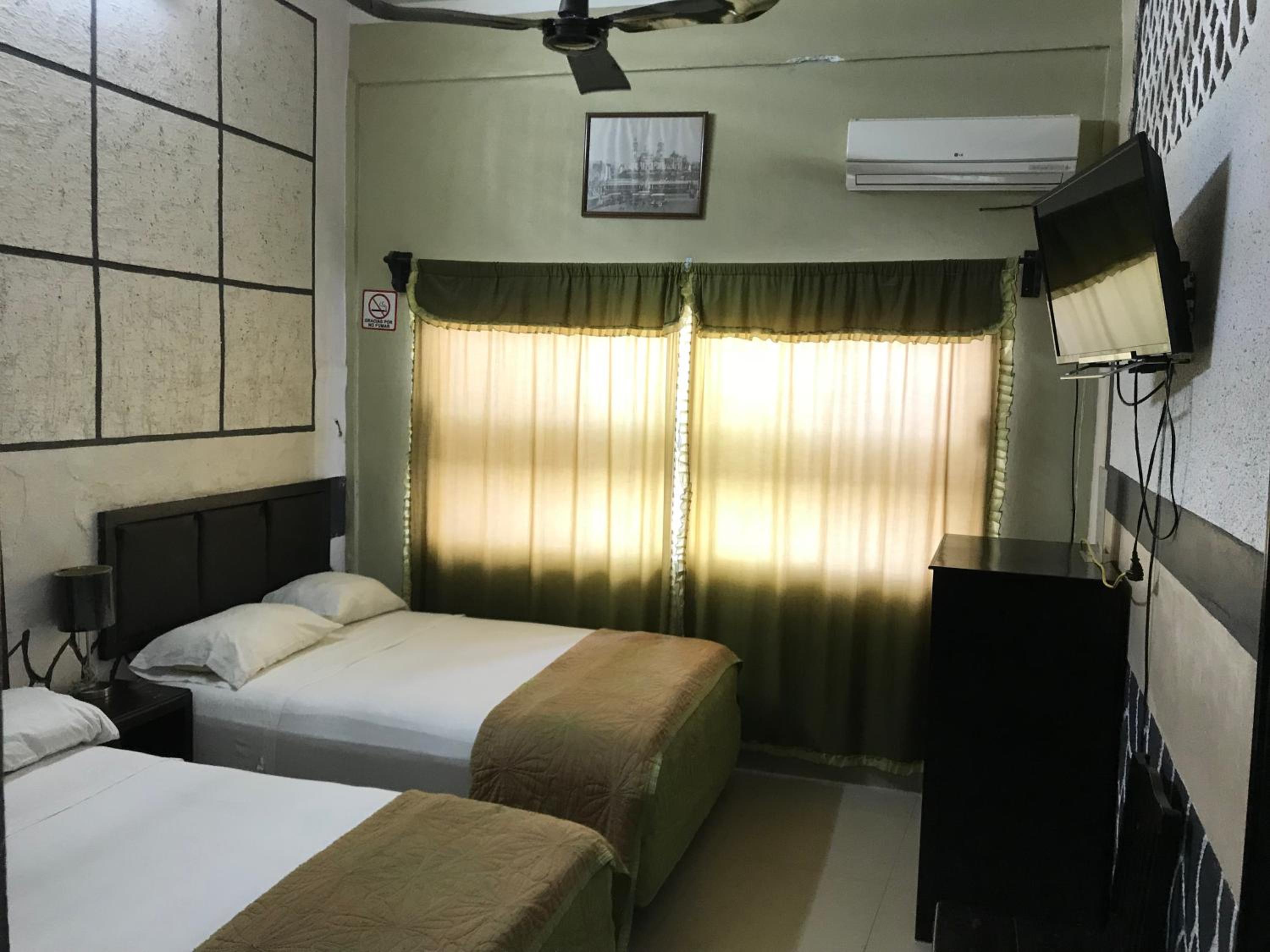 Double Room - Photo 3