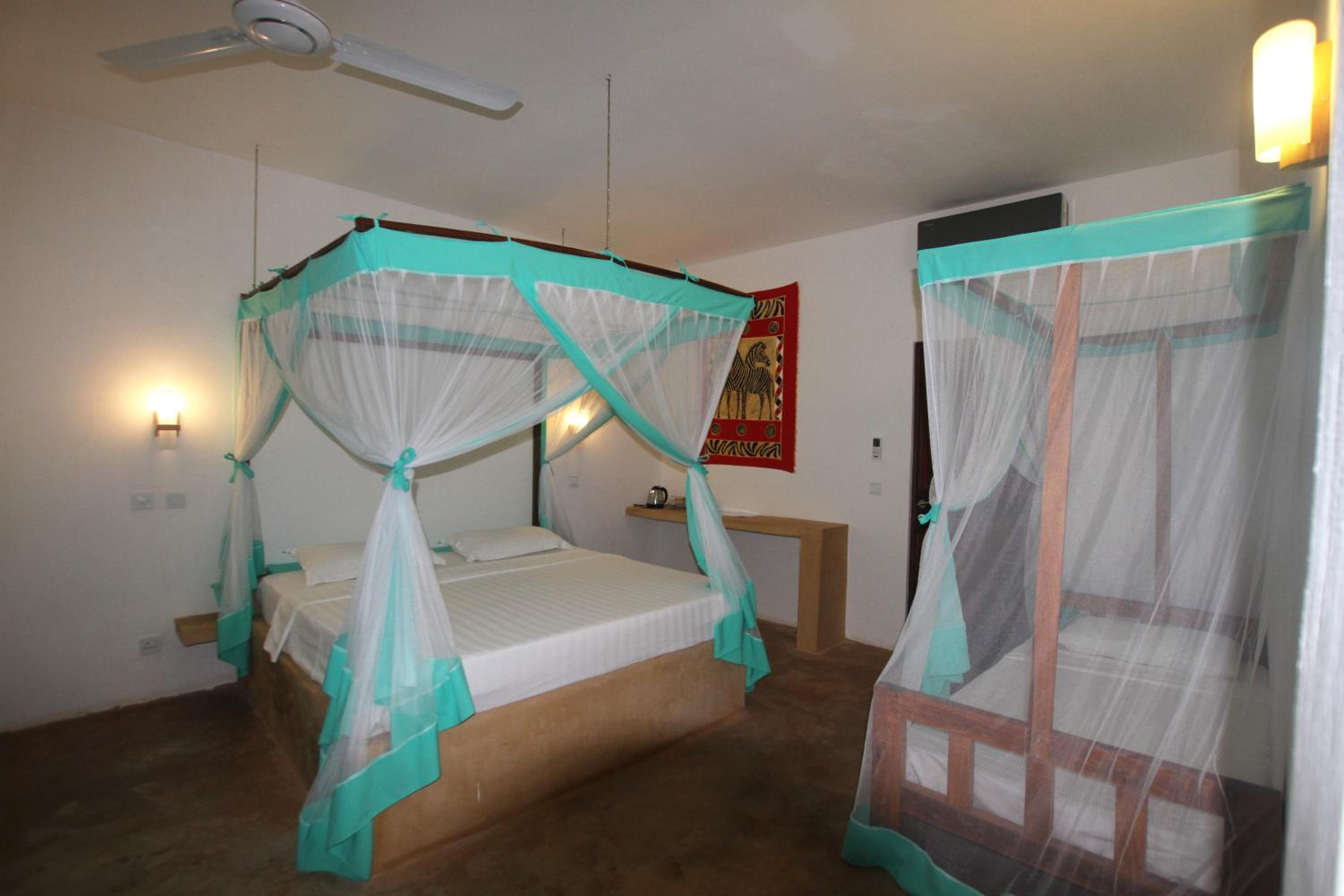 Triple Room with Pool View