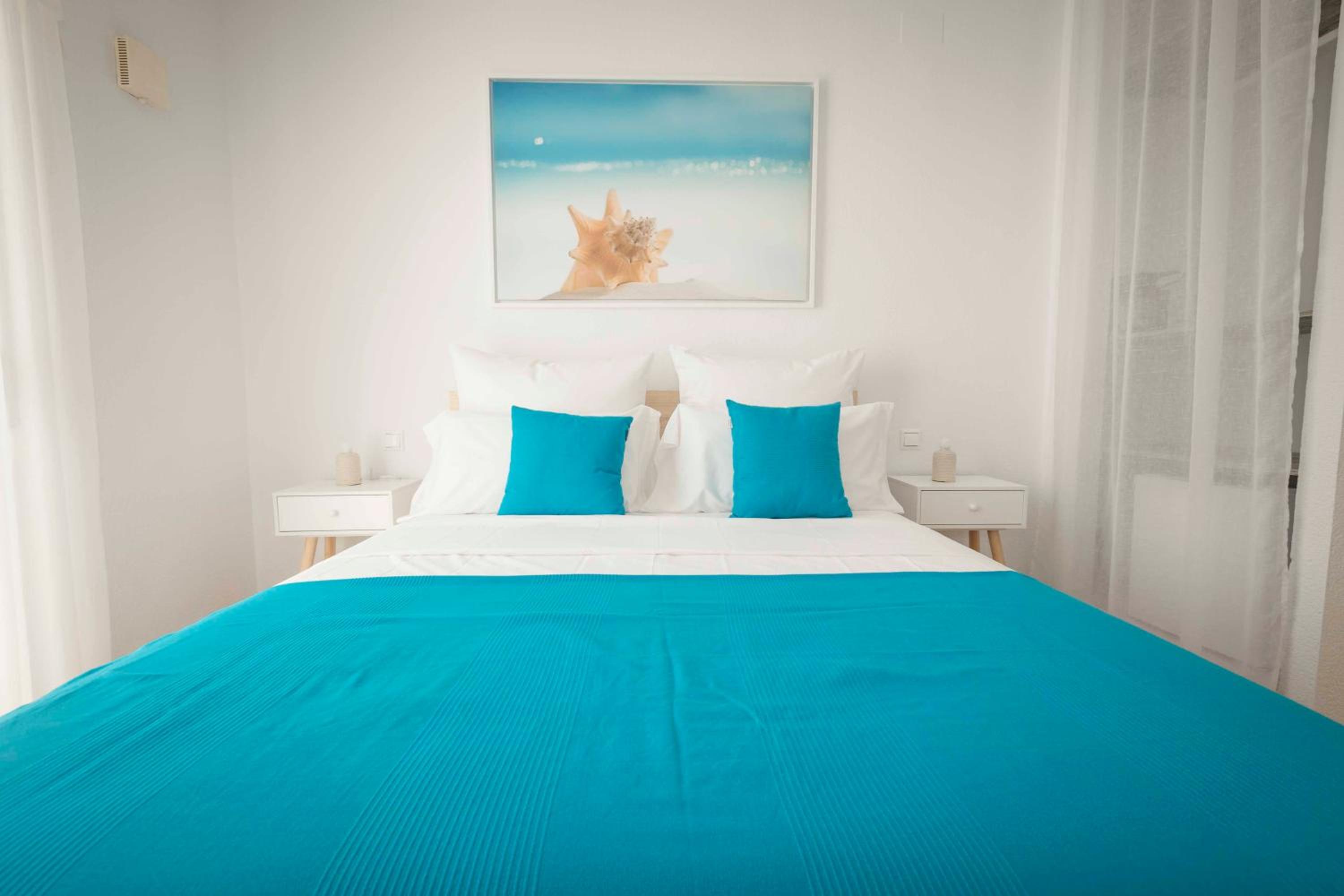 Deluxe Double Room with Balcony and Sea View photo 3