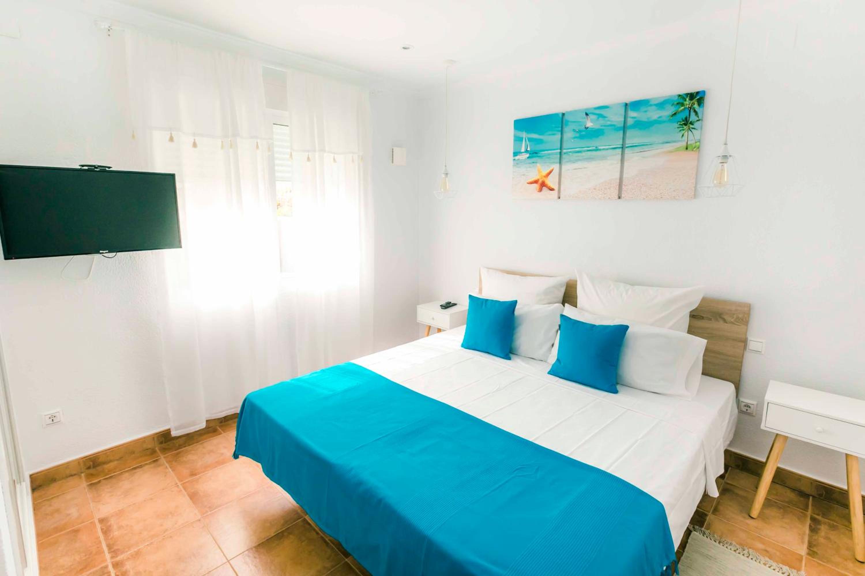 Double Room with Partial Sea View photo 3