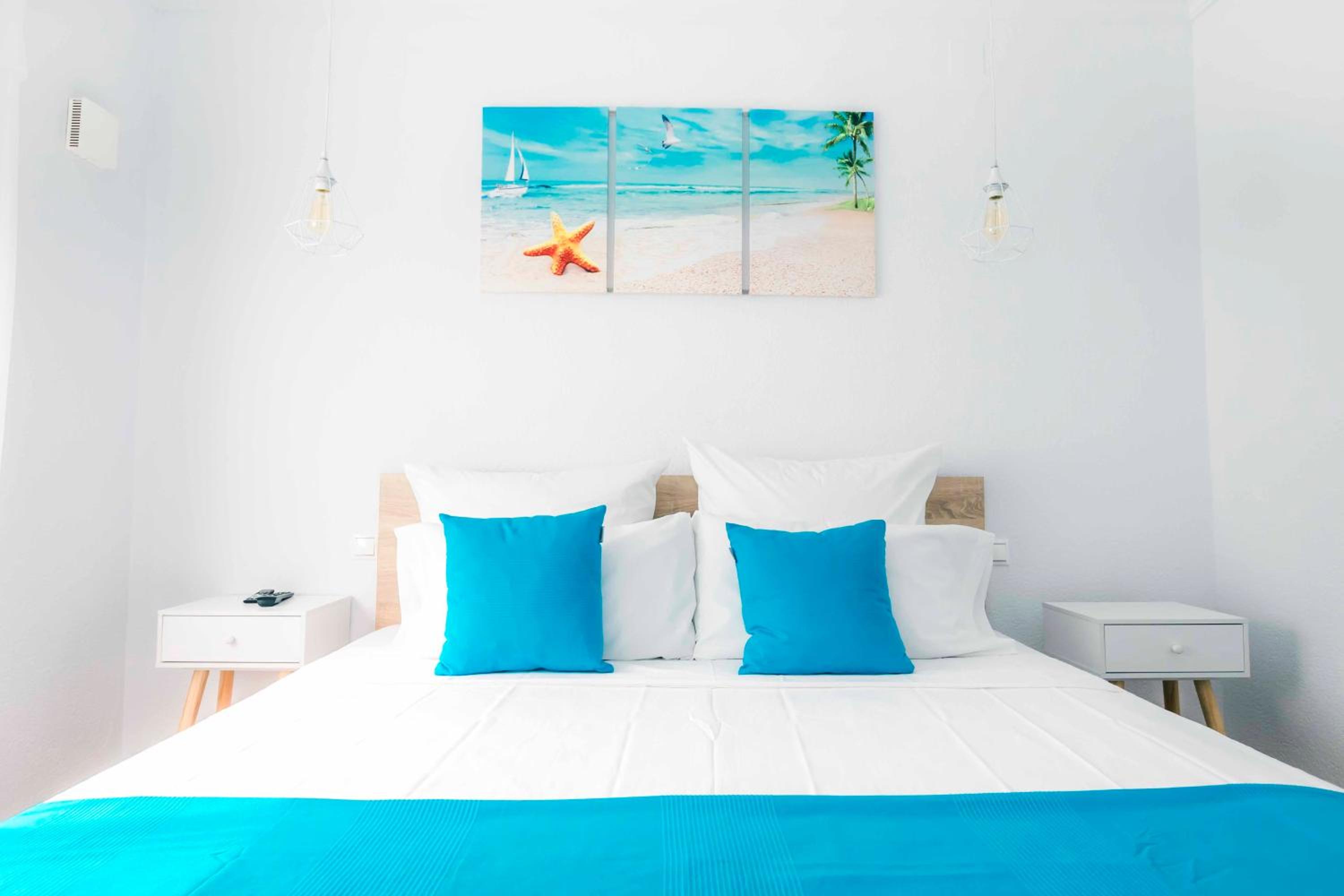 Habitación Doble con Vista Parcial al Mar