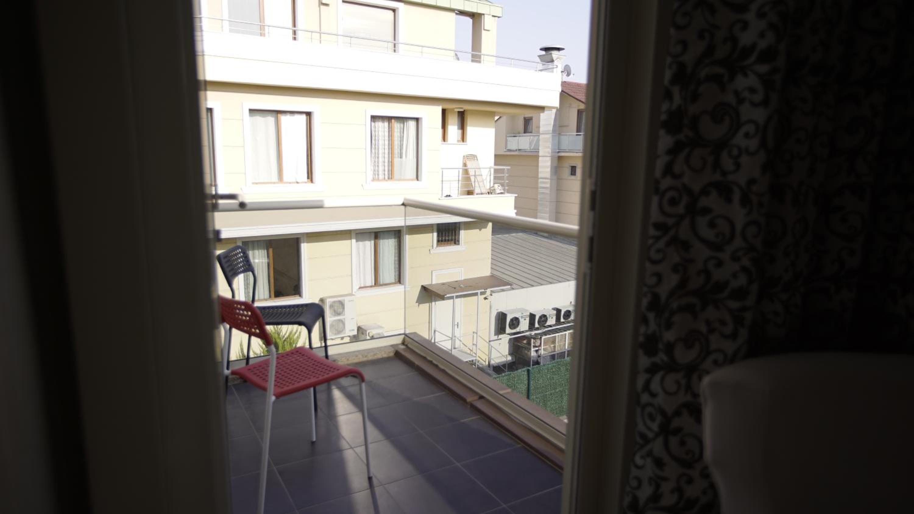 Deluxe Double or Twin Room with City View photo 2