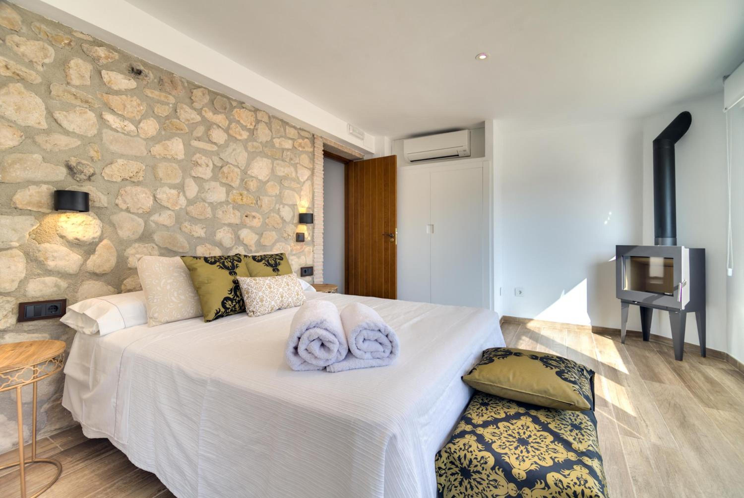 Suite with Spa Bath photo 2