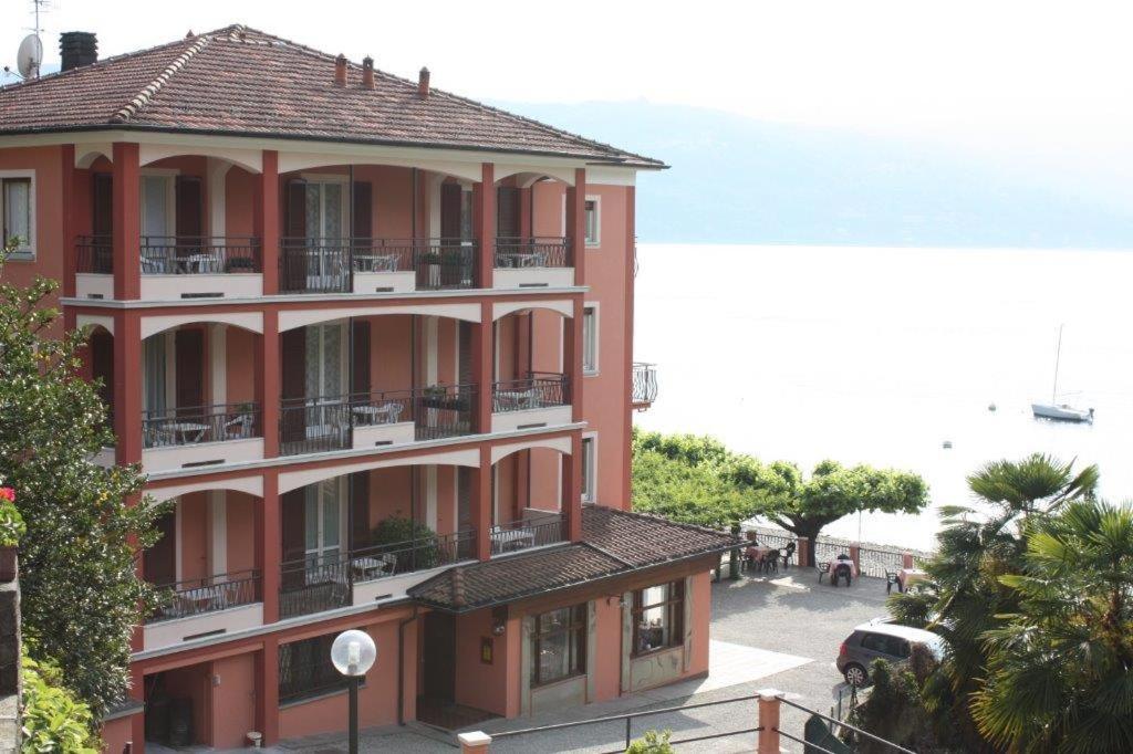 Single Room with Partial Lake View photo 3