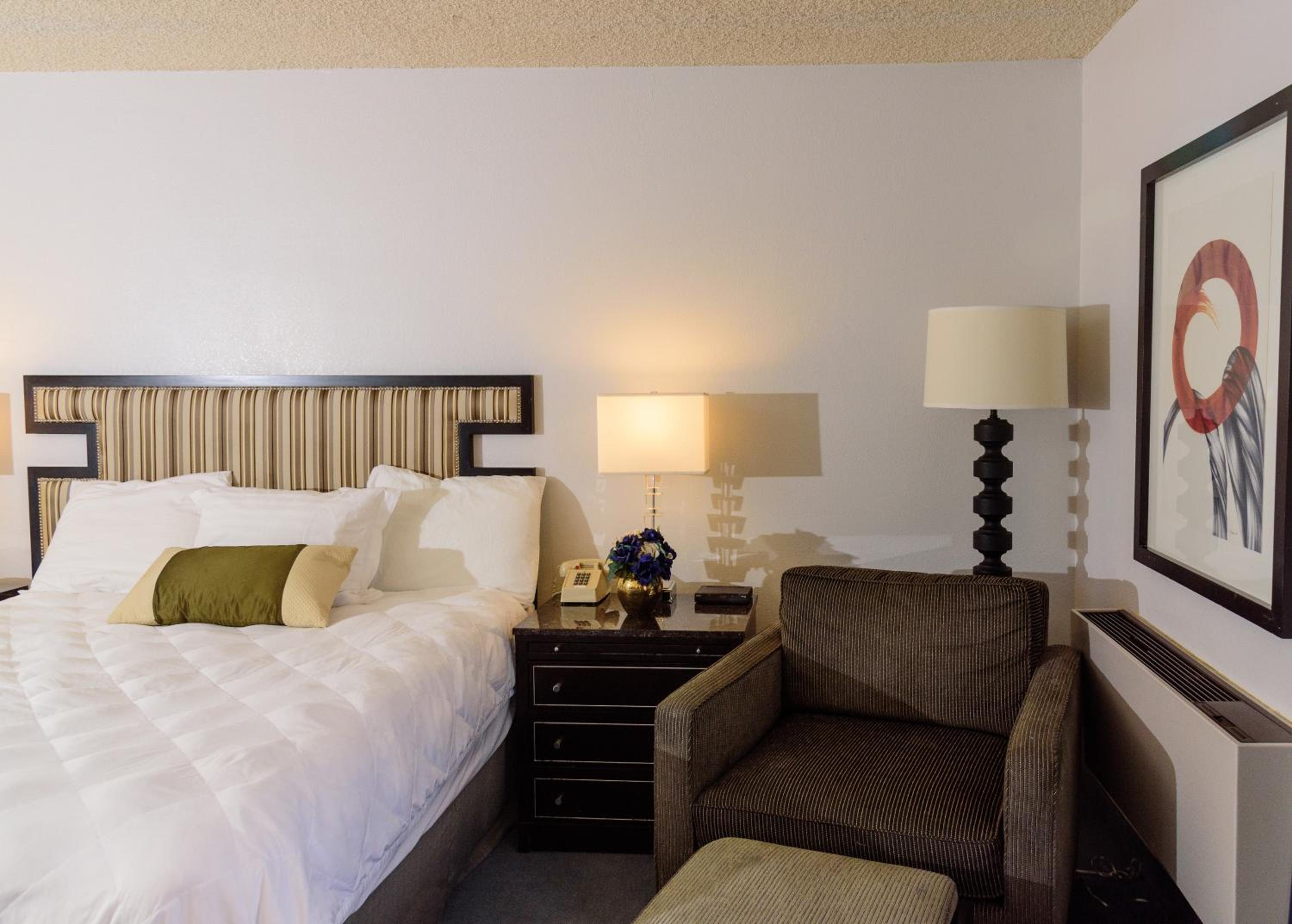 King Room - Disability Access/Non-Smoking photo 3