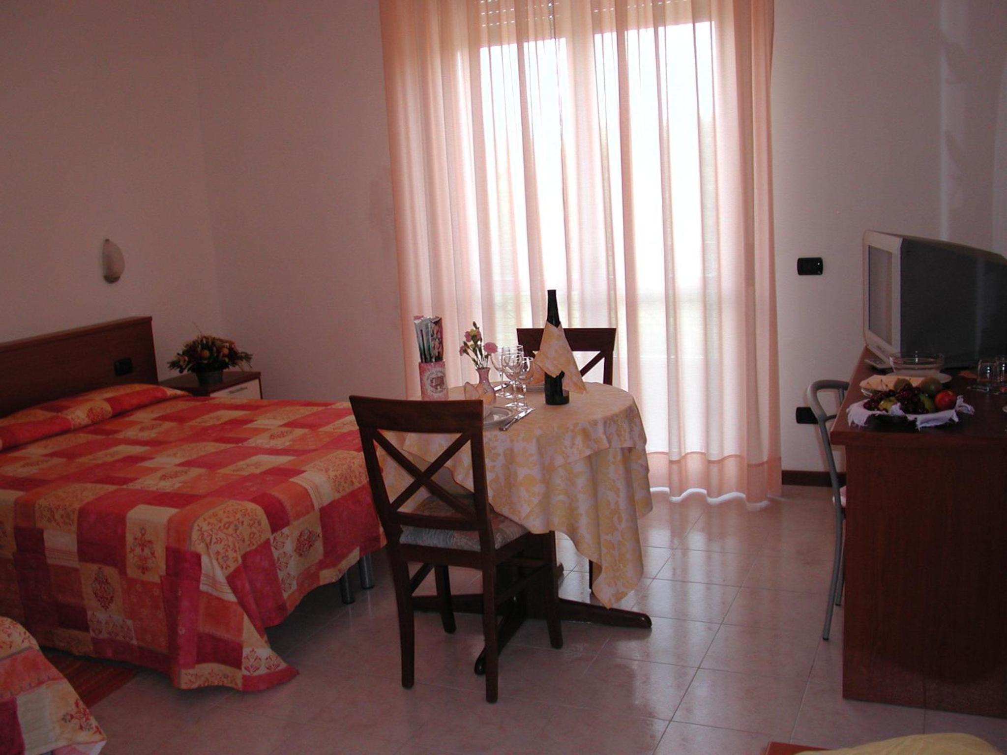 Deluxe Double Room - Photo 1
