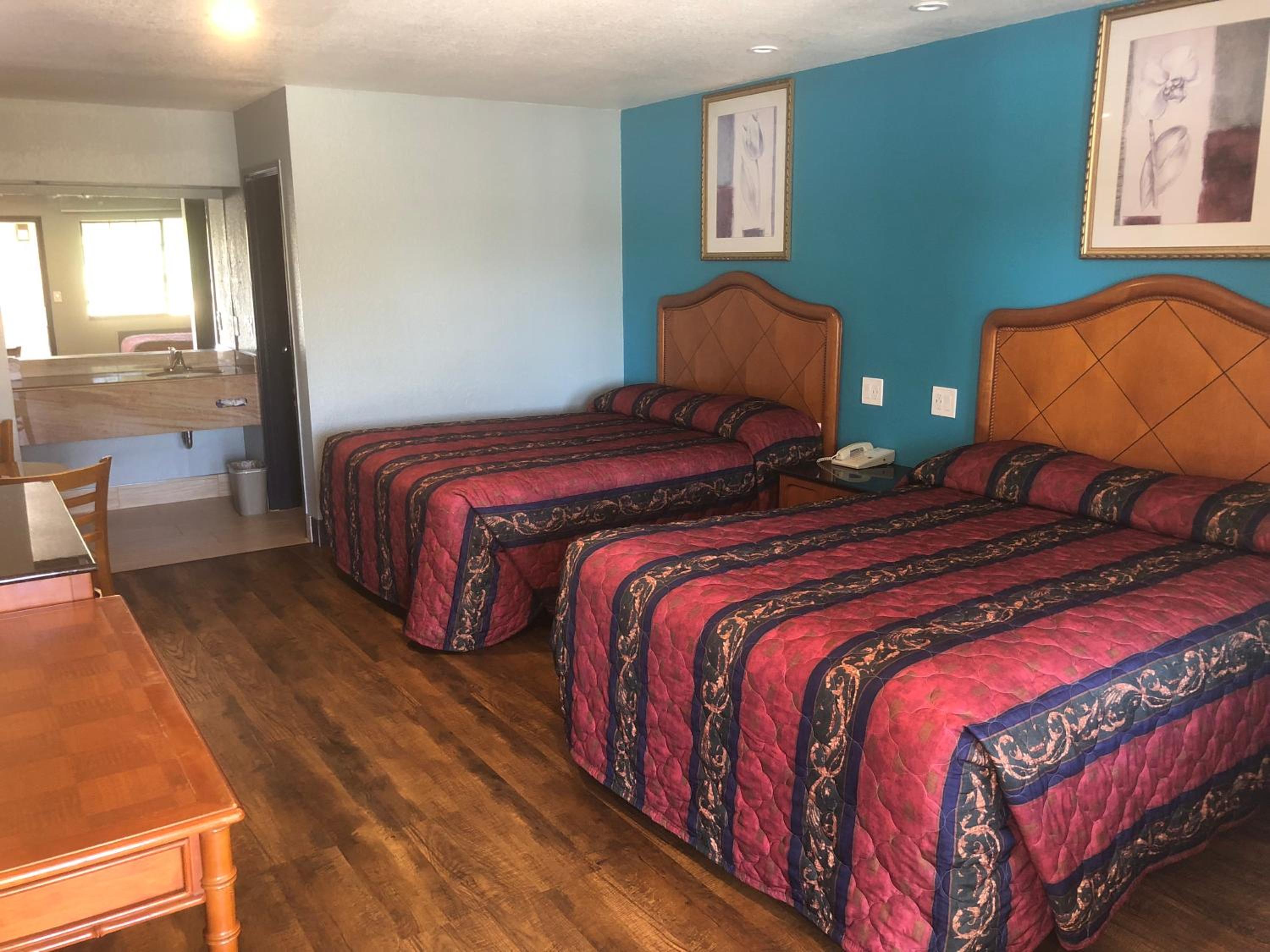 Double Room - Non-Smoking