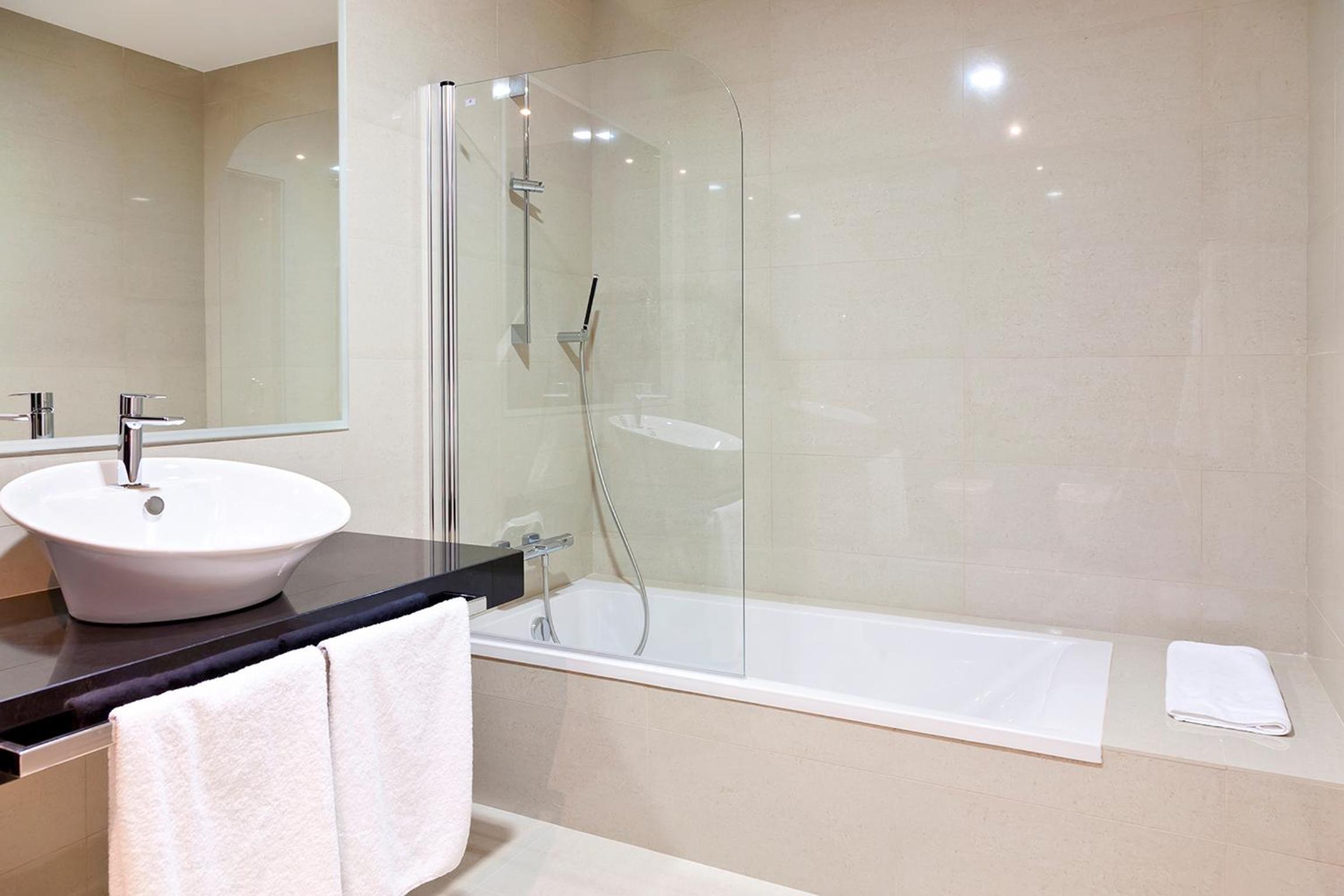 Double Room - Photo 4