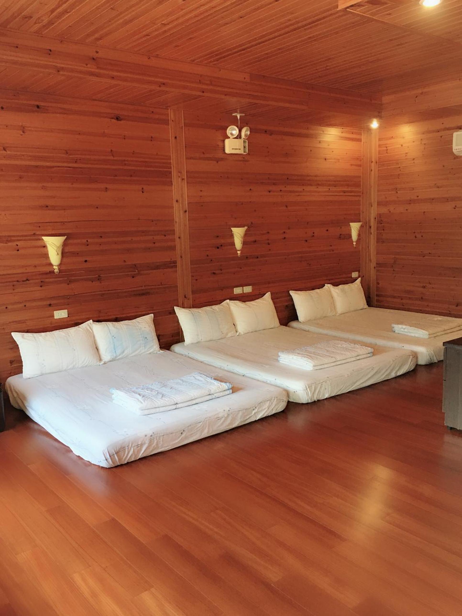 Family Room photo 1