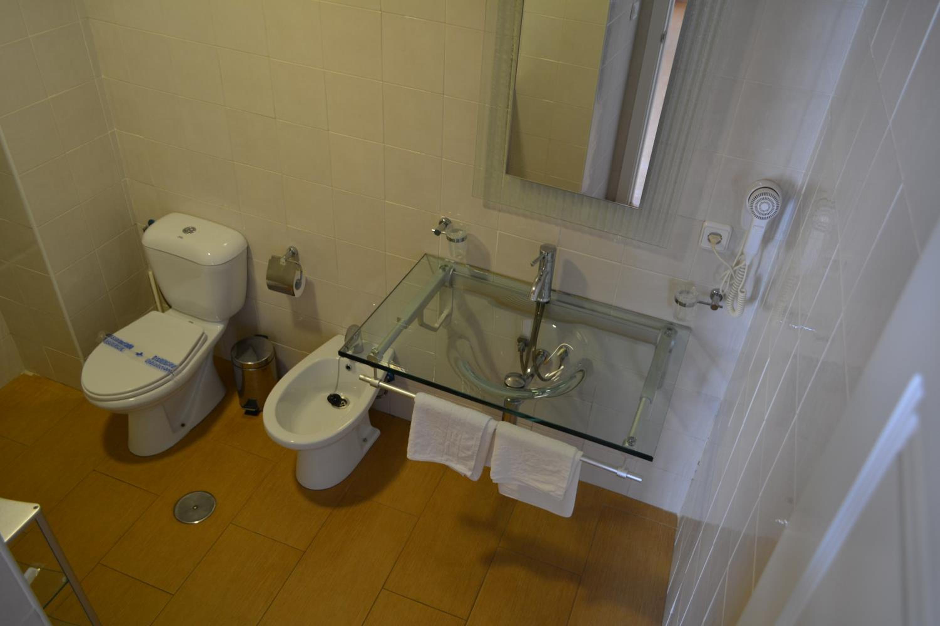 Double or Twin Room photo 2