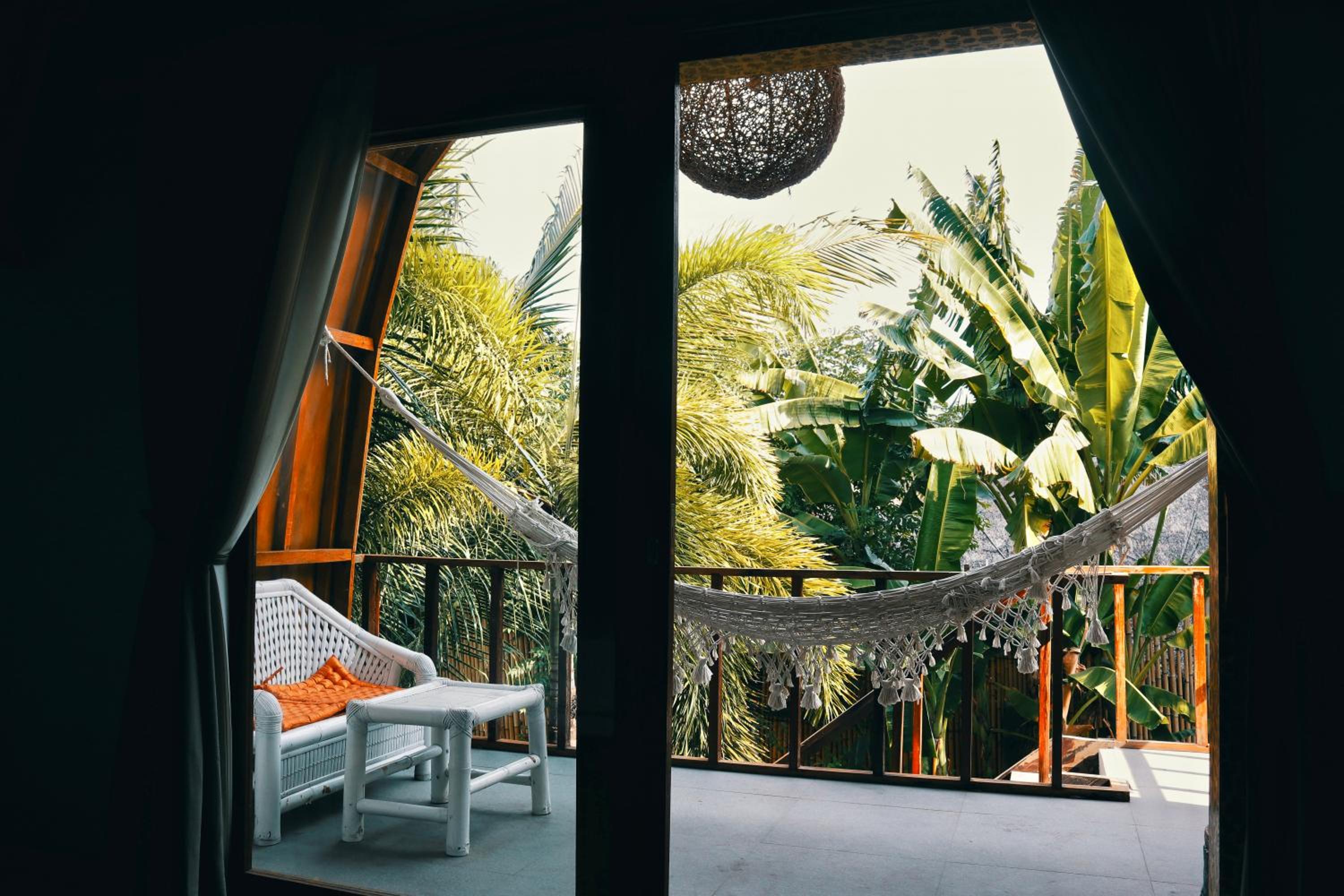 Bungalow with Balcony - Photo 23