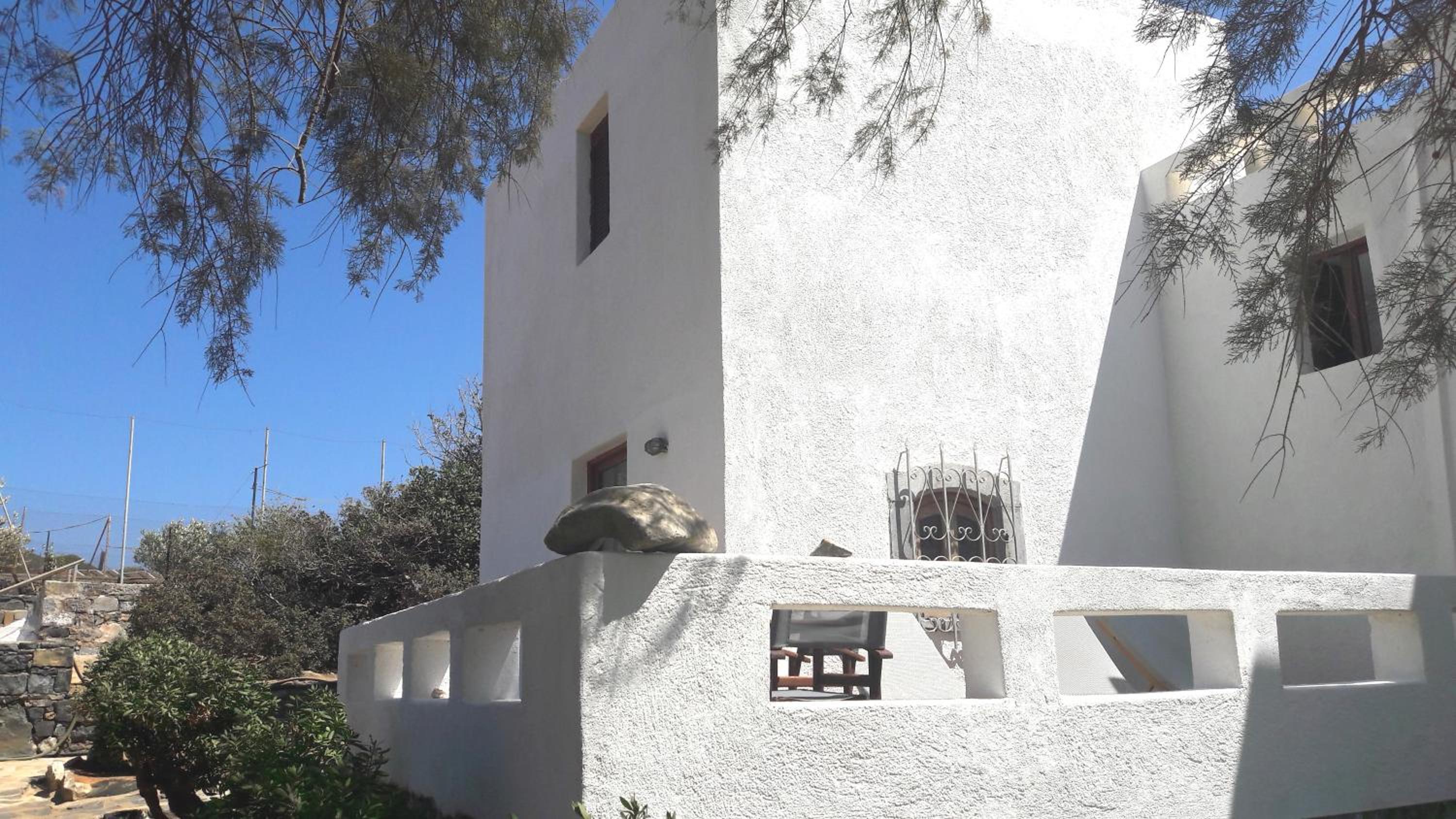 Two Bedroom Apartment Ground Floor With Partial Sea View photo 3