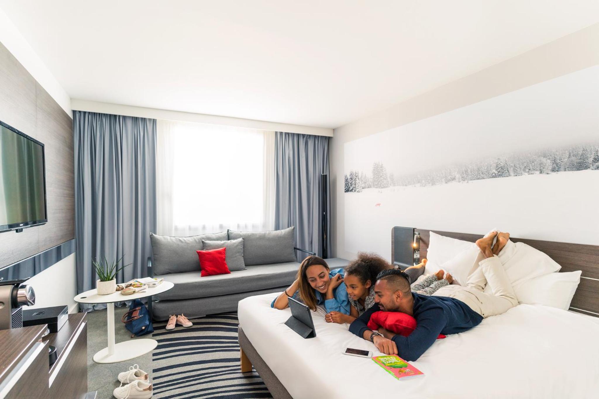 Executive Queen Room With Sofa Bed