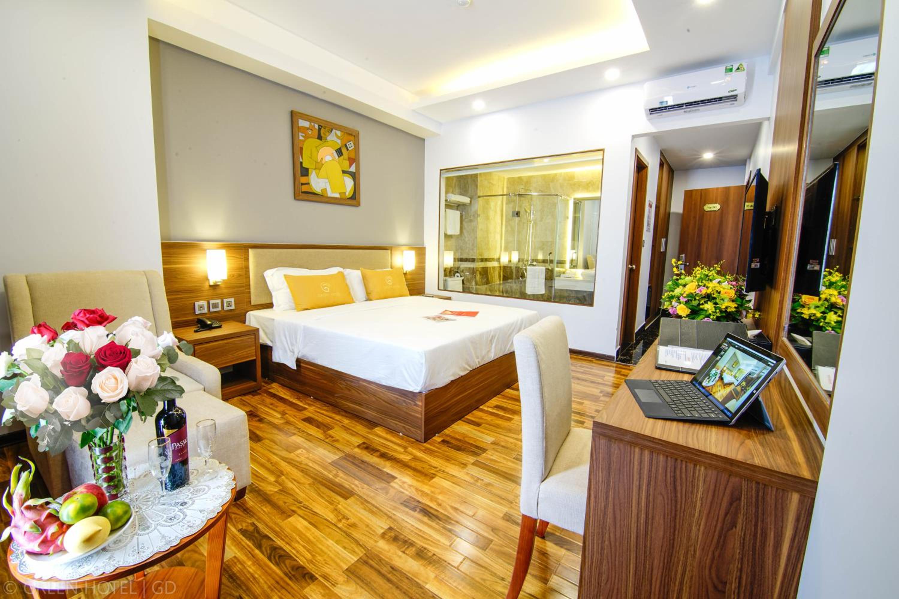Twin Room with Private Bathroom photo 1
