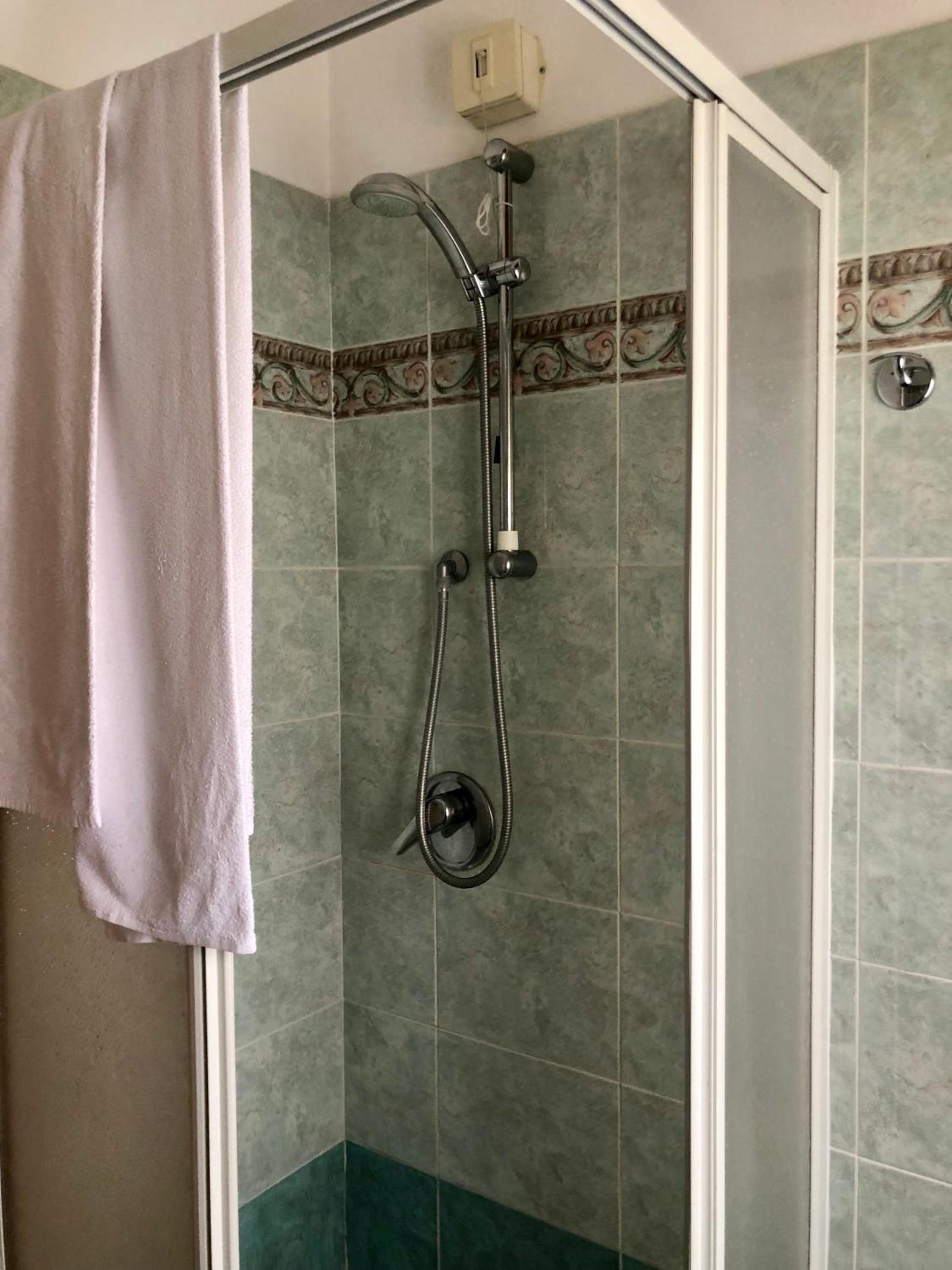 Deluxe Triple Room photo 2