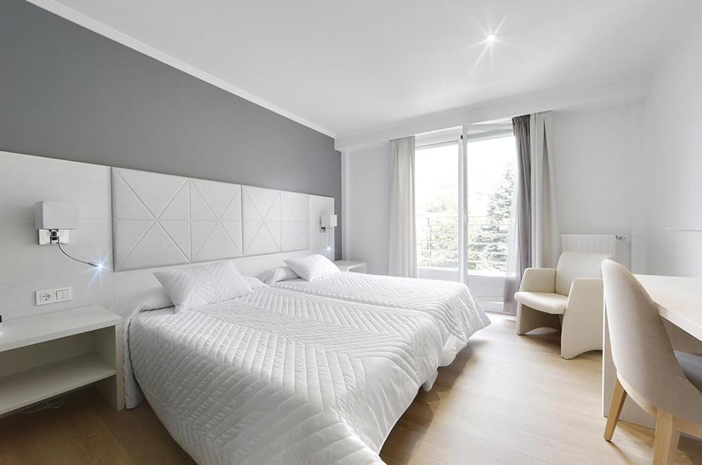 Double Room - Photo 1