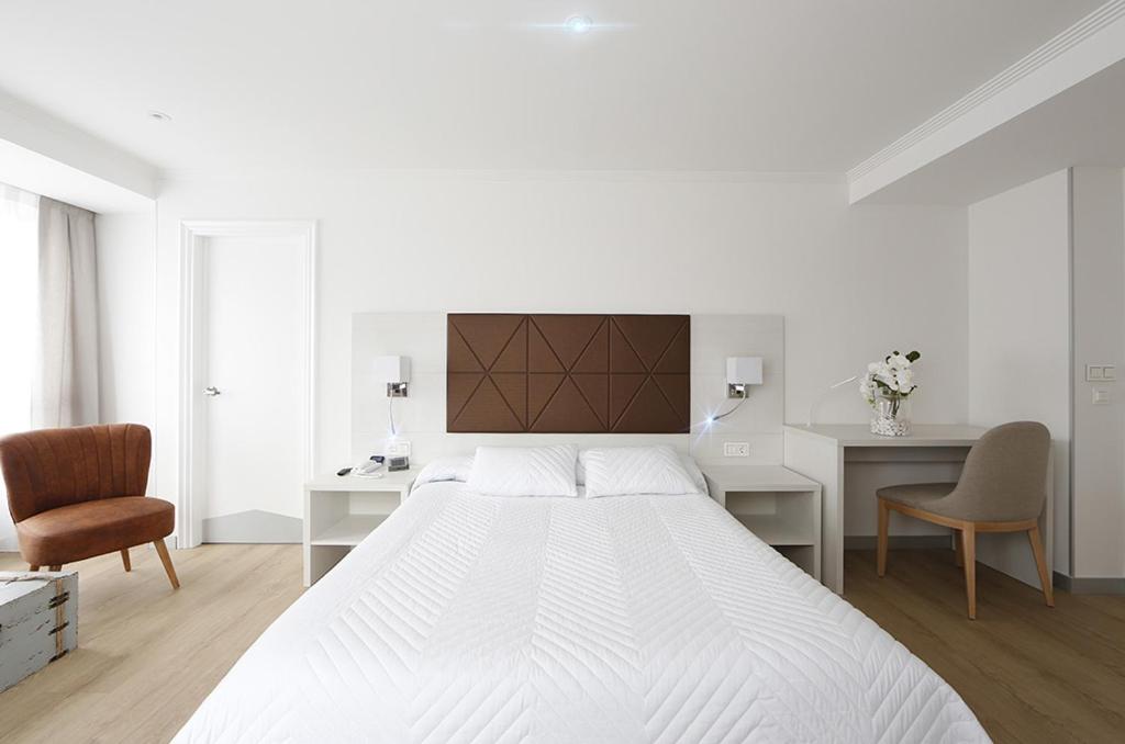 Single Room photo 2